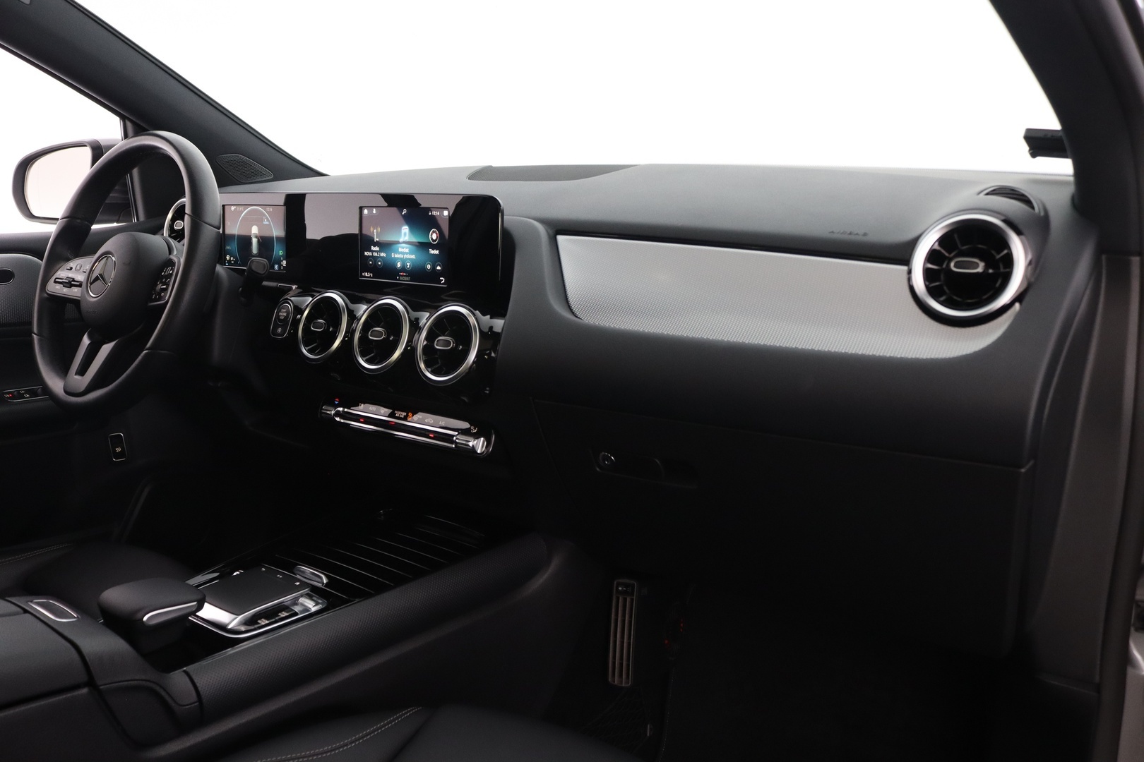 MERCEDES-BENZ B 2019