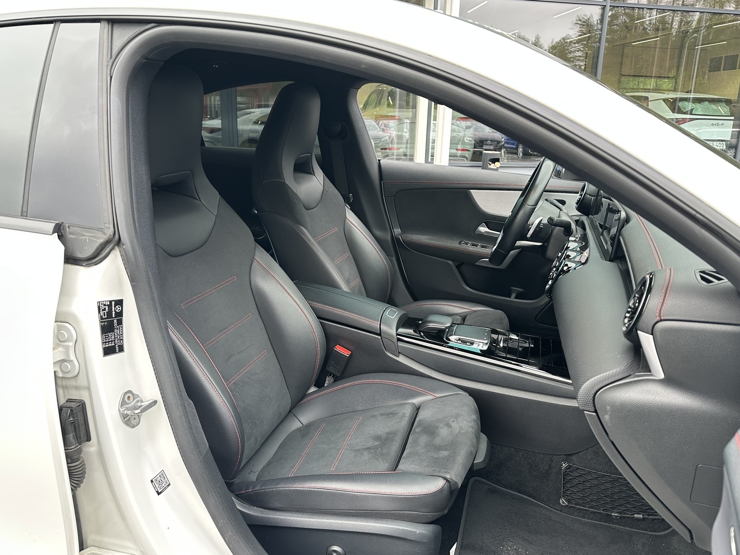 MERCEDES-BENZ CLA 2020