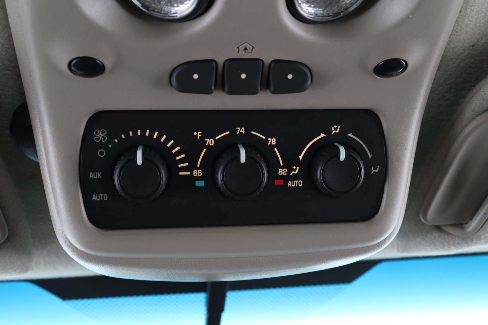 CADILLAC Escalade 2005