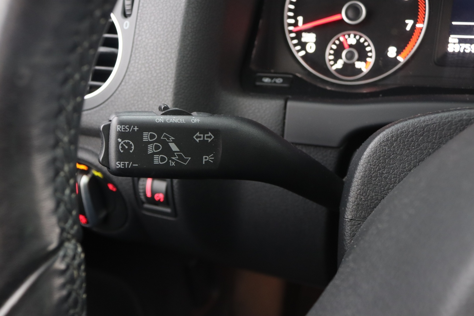 VOLKSWAGEN Golf Plus 2013