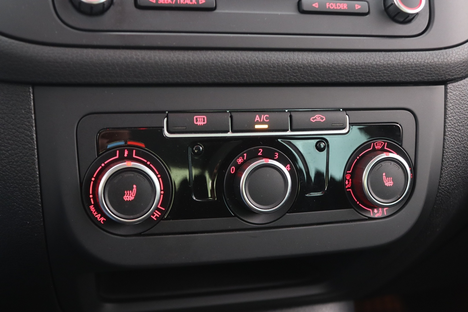 VOLKSWAGEN Golf Plus 2013