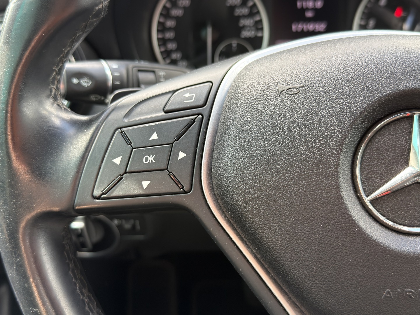 MERCEDES-BENZ A 2013