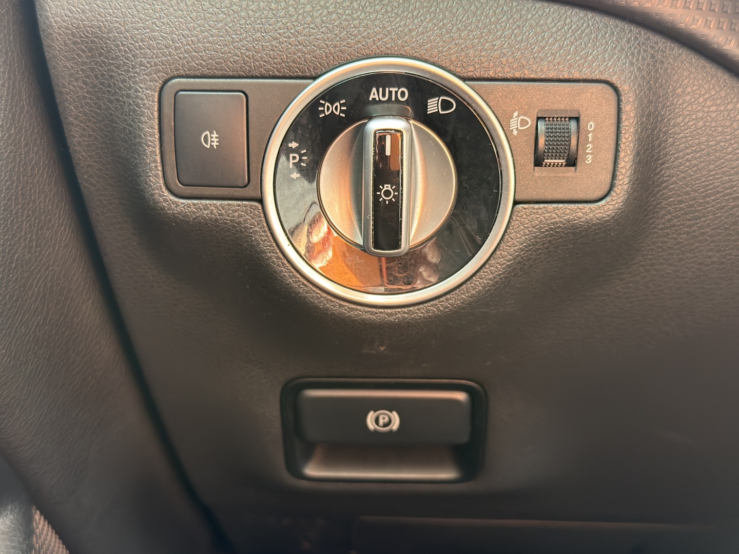 MERCEDES-BENZ A 2013