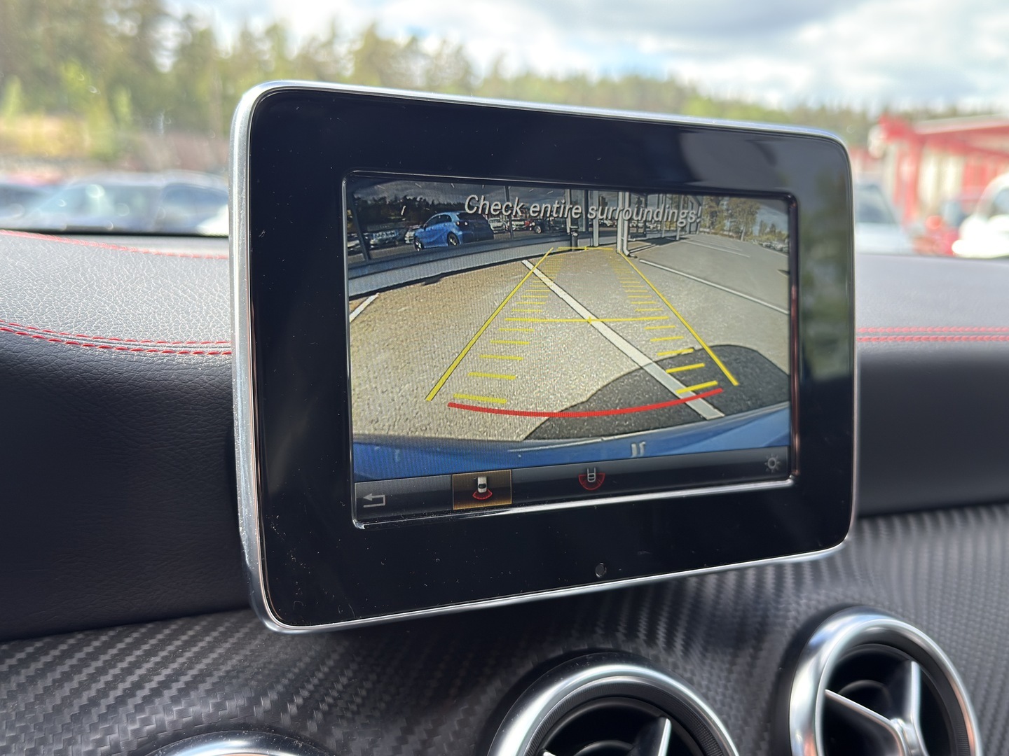 MERCEDES-BENZ A 2016