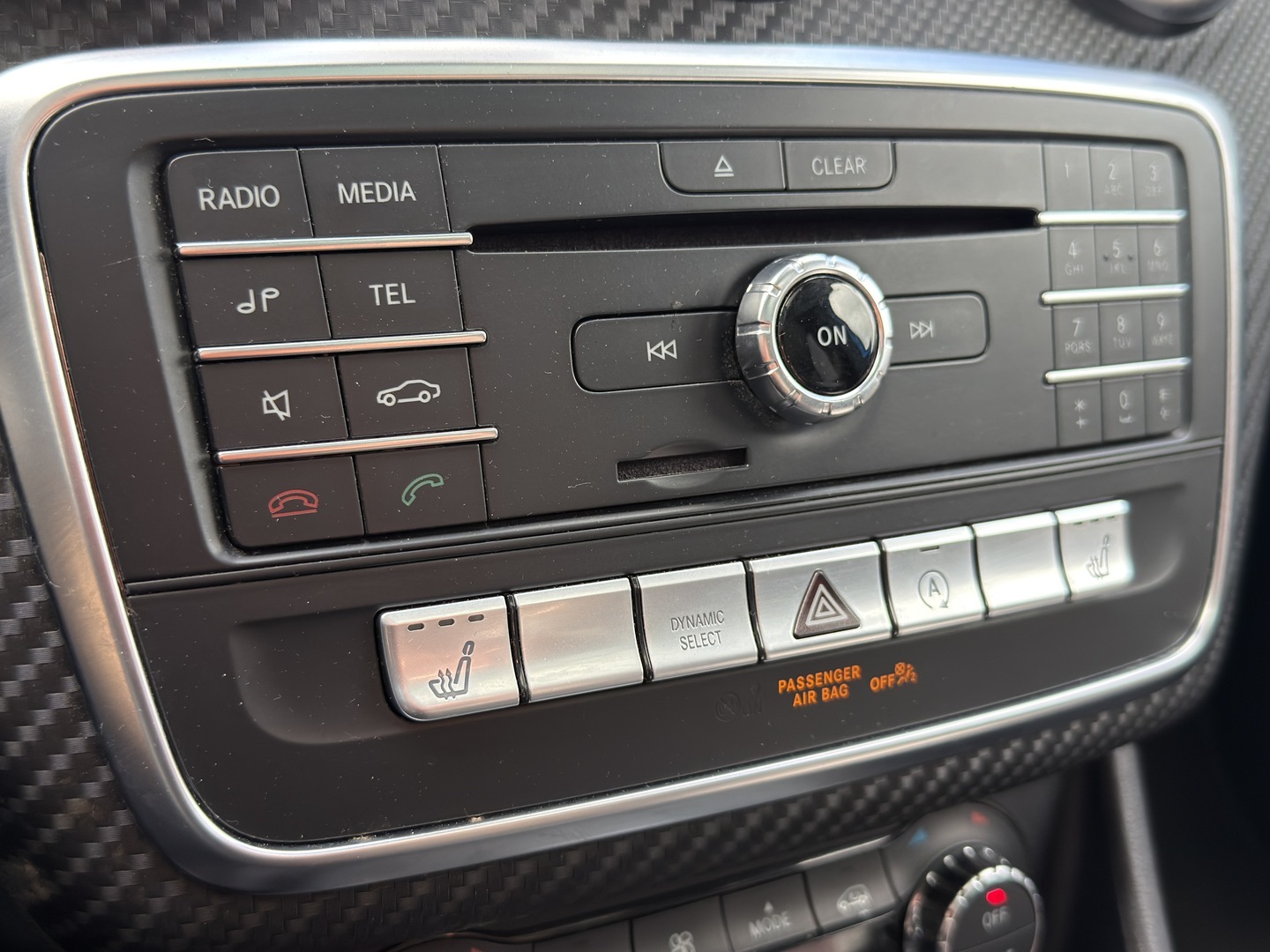 MERCEDES-BENZ A 2016