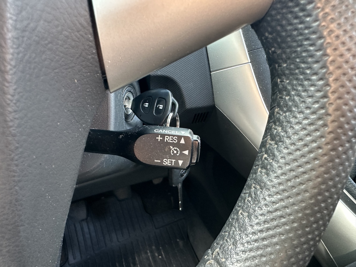 TOYOTA Auris 2012
