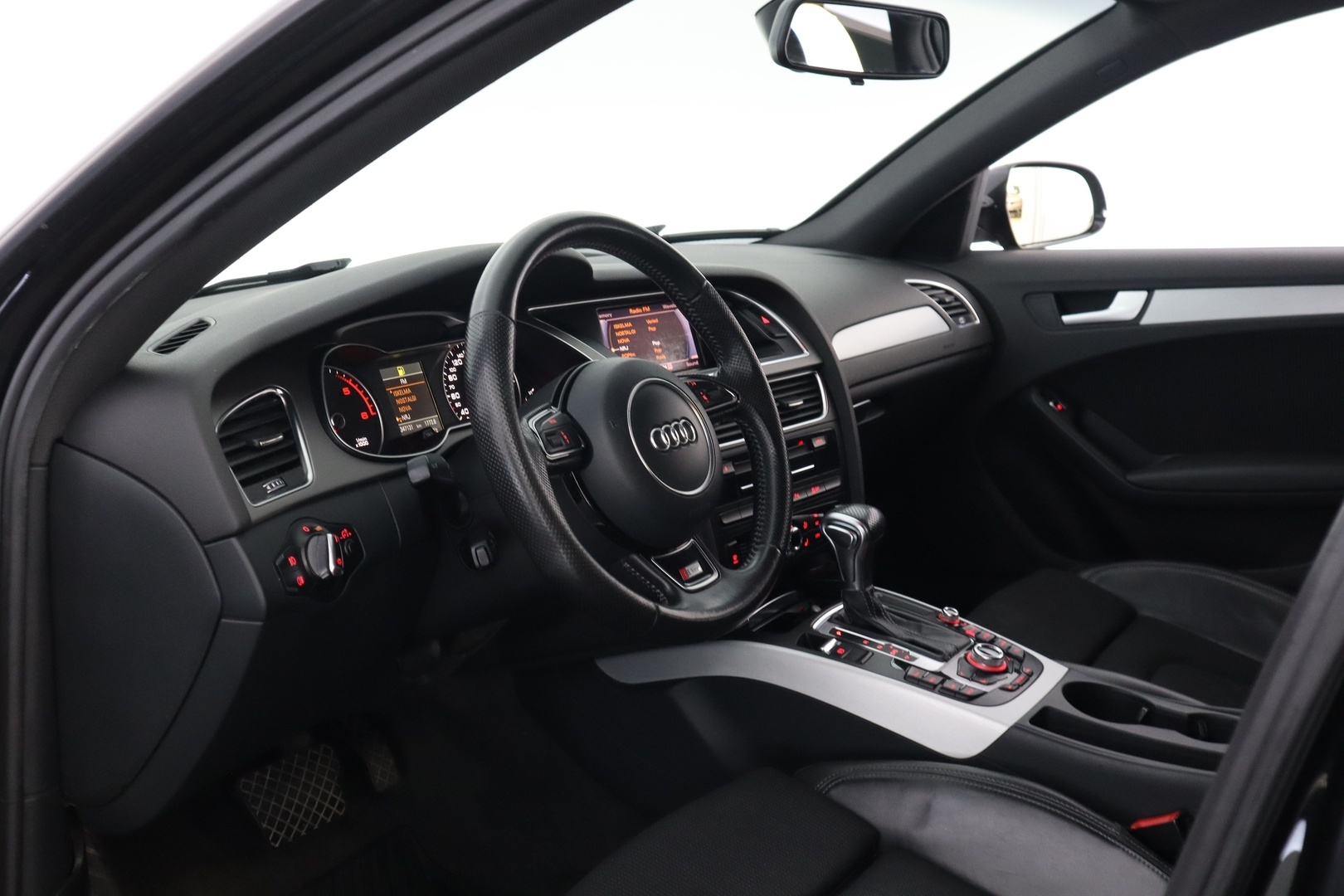 AUDI A4 2013