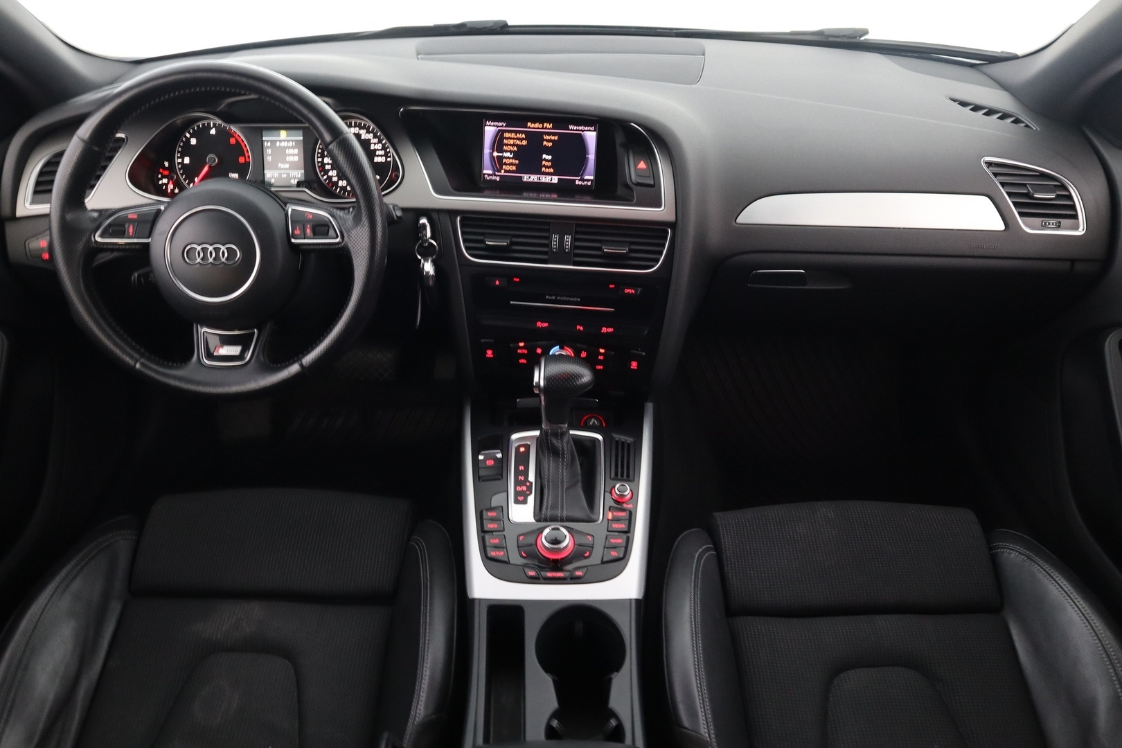 AUDI A4 2013
