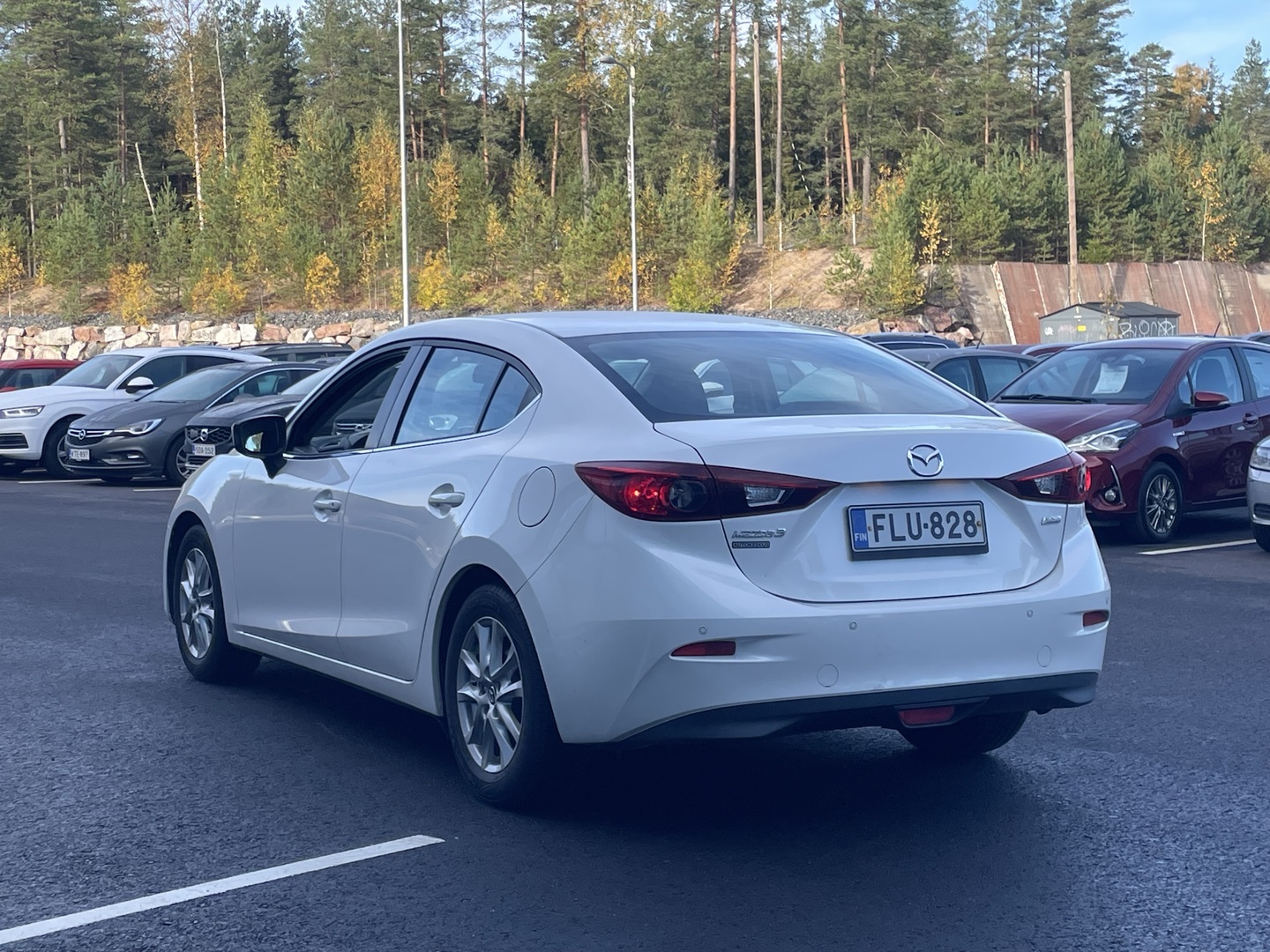 MAZDA Mazda3 2015