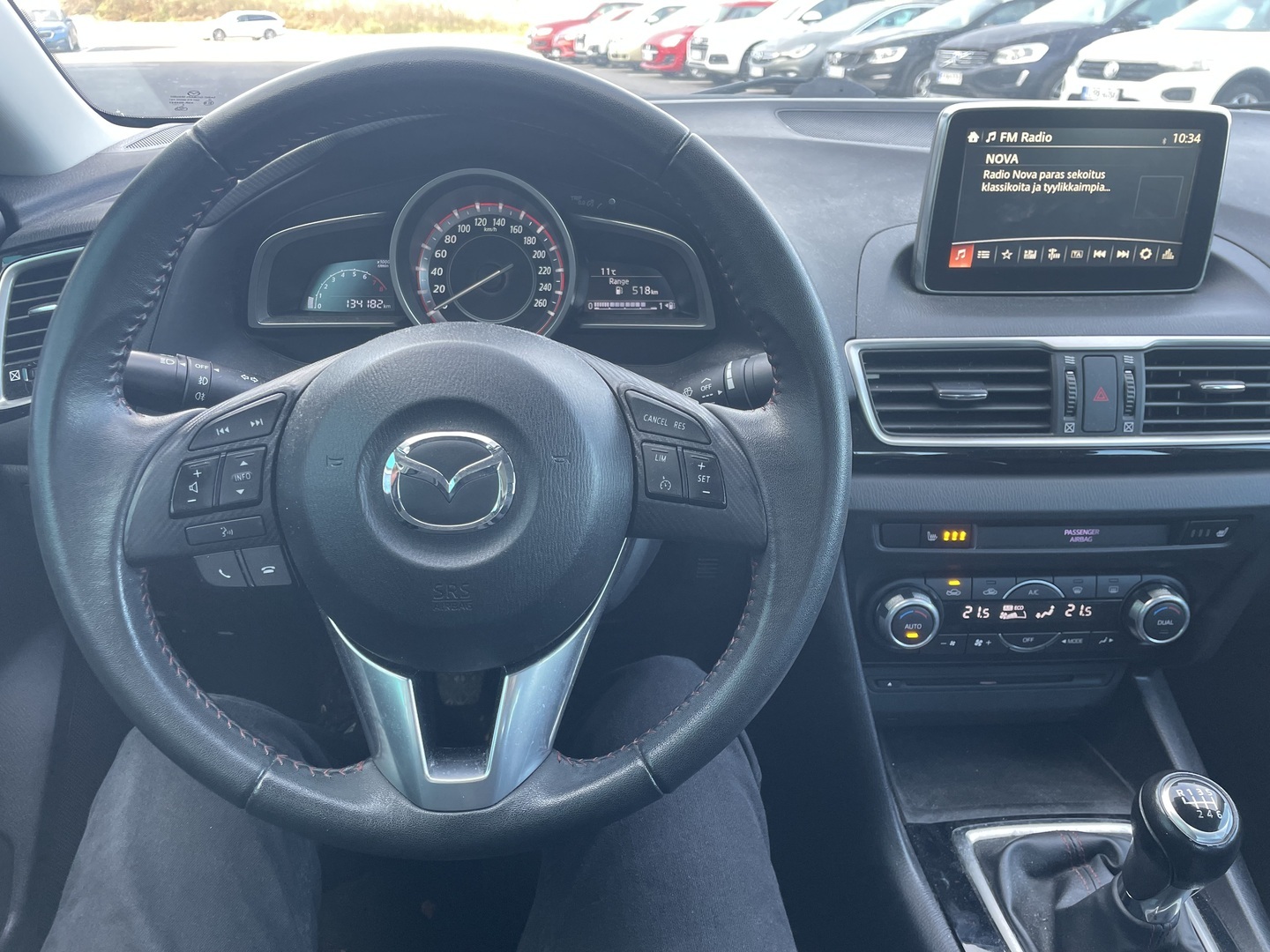 MAZDA Mazda3 2015
