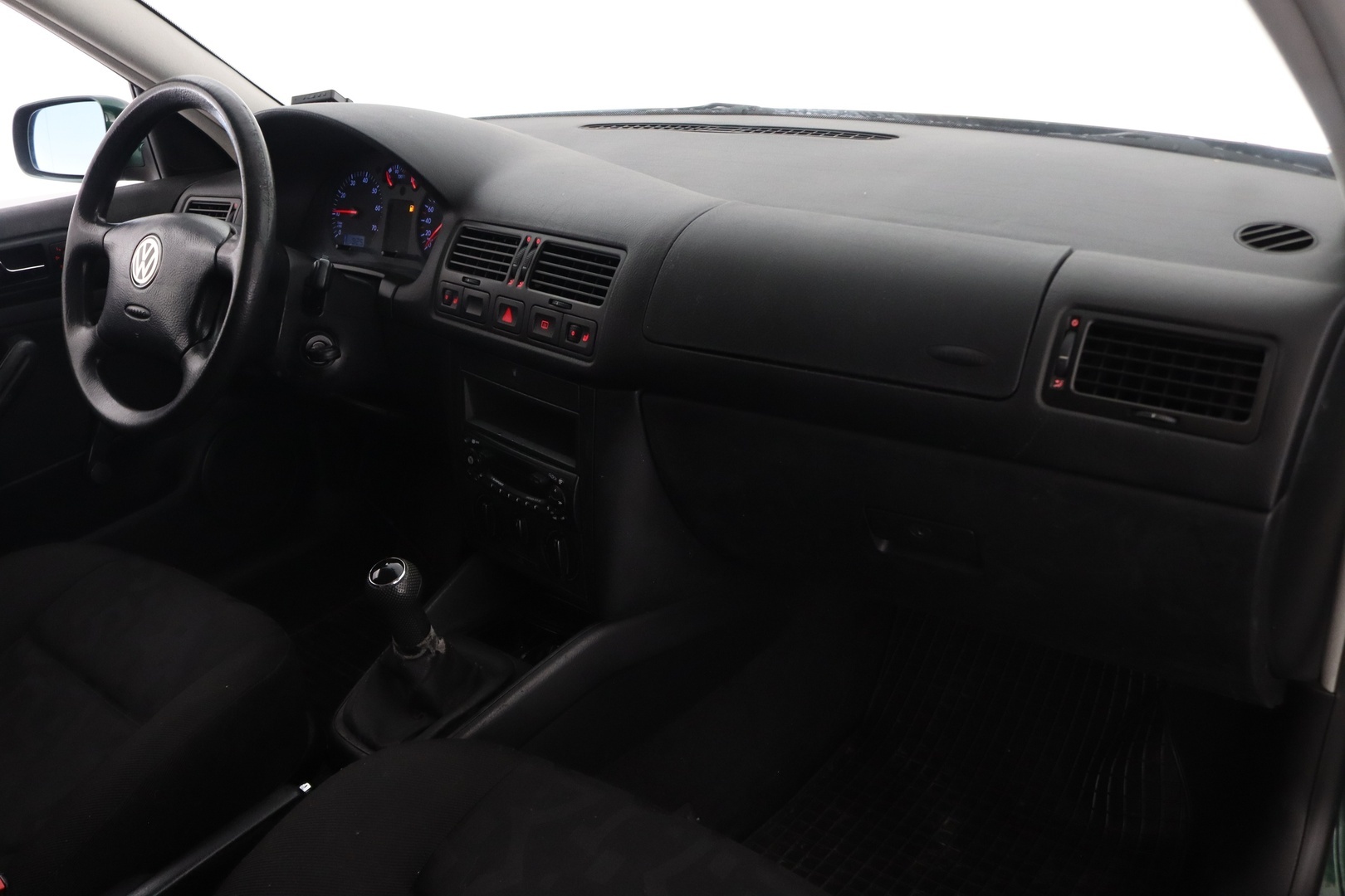 VOLKSWAGEN Bora 1999