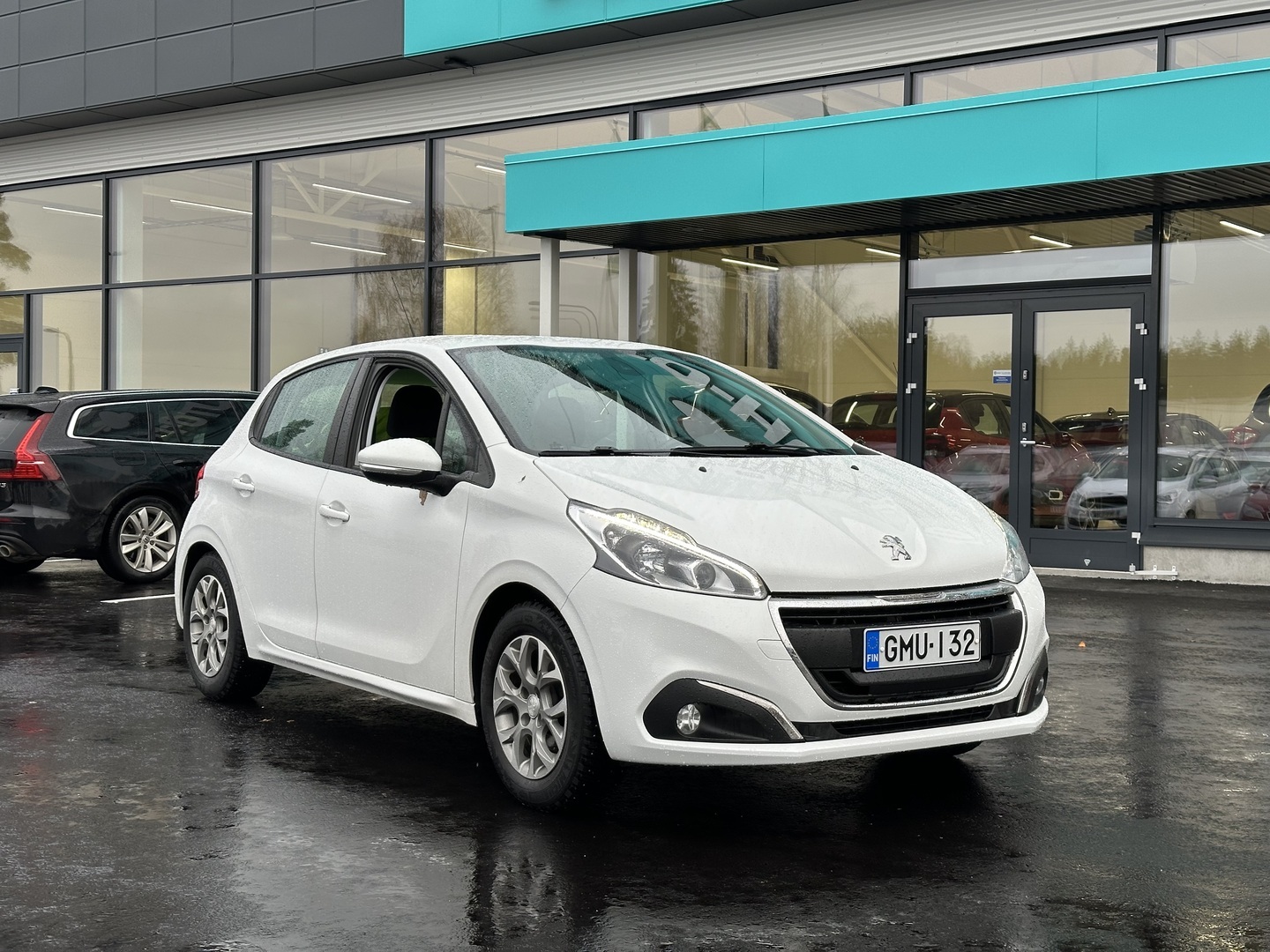 PEUGEOT 208 2018