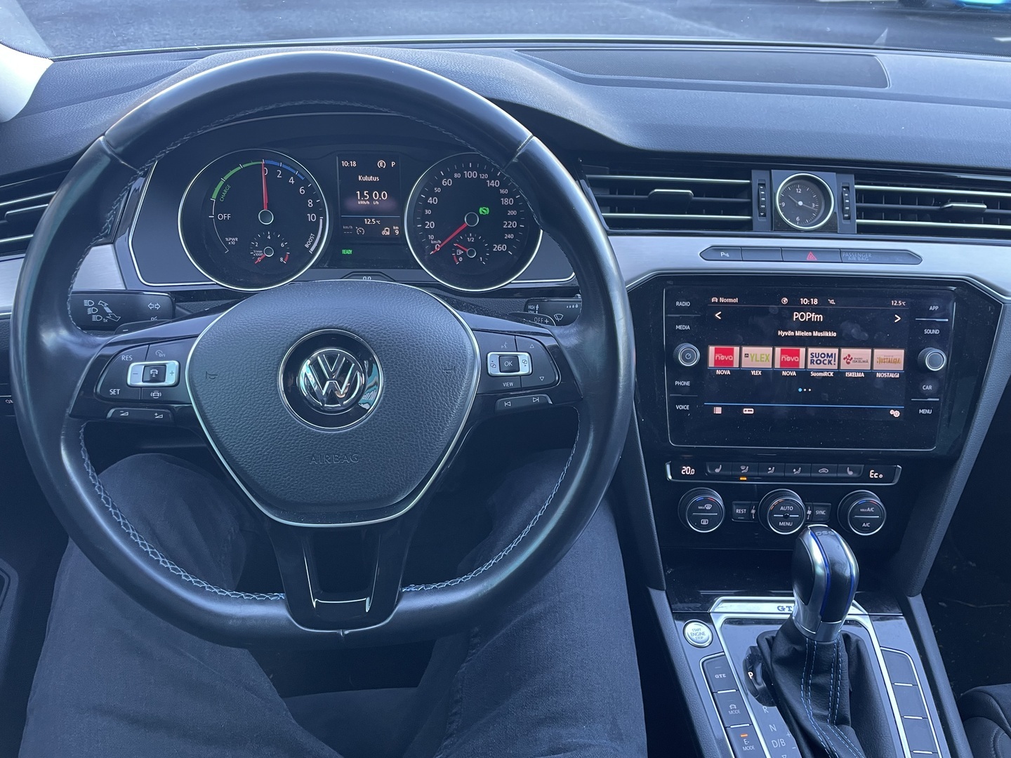 VOLKSWAGEN Passat 2019