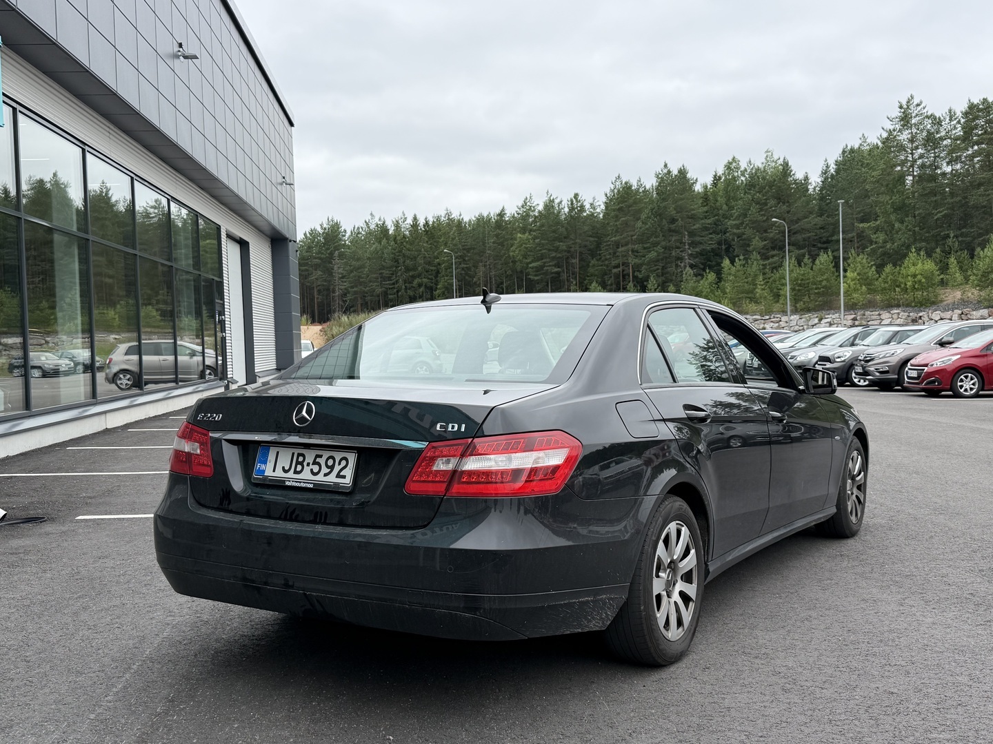 MERCEDES-BENZ E 2009