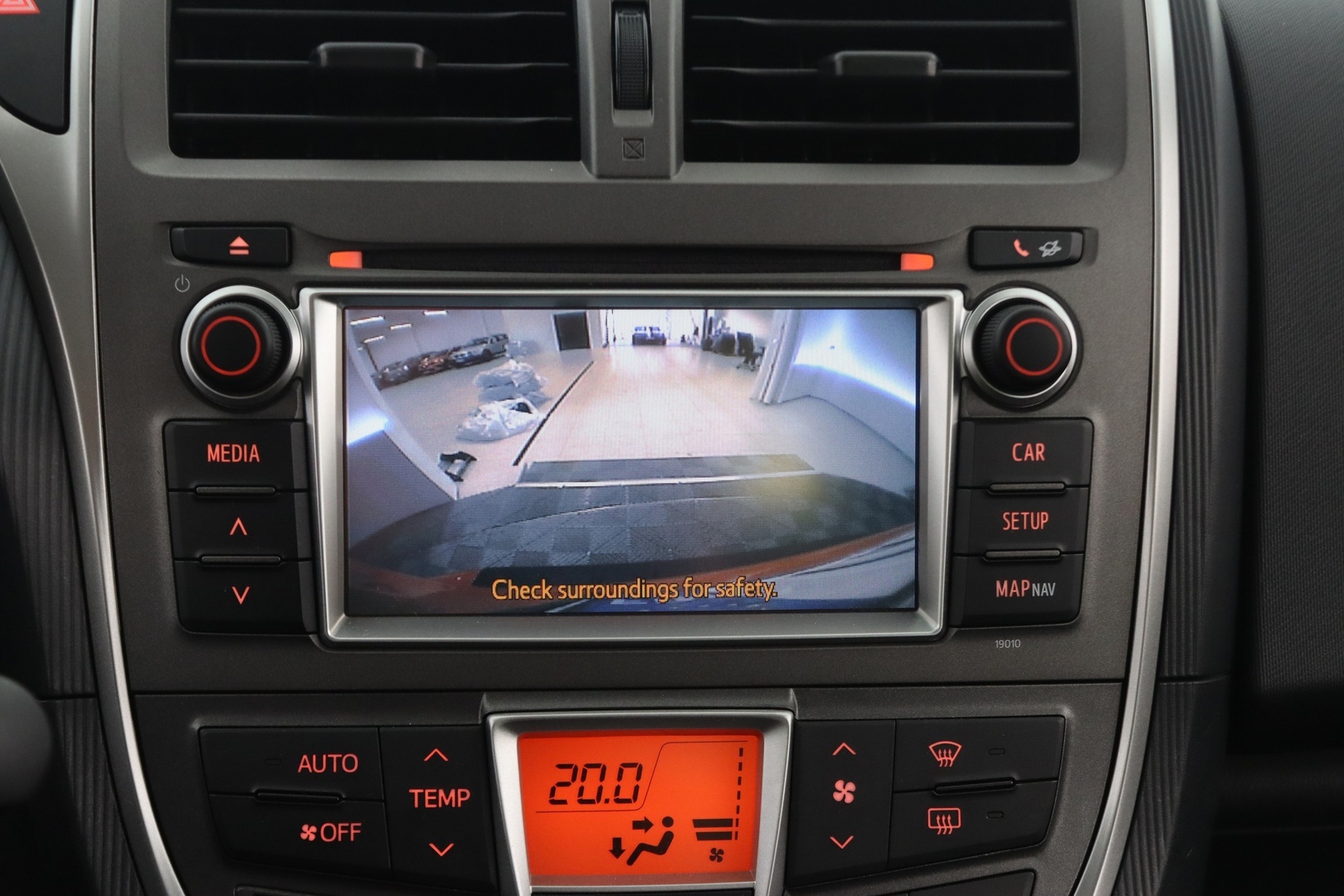 TOYOTA Verso-S 2011
