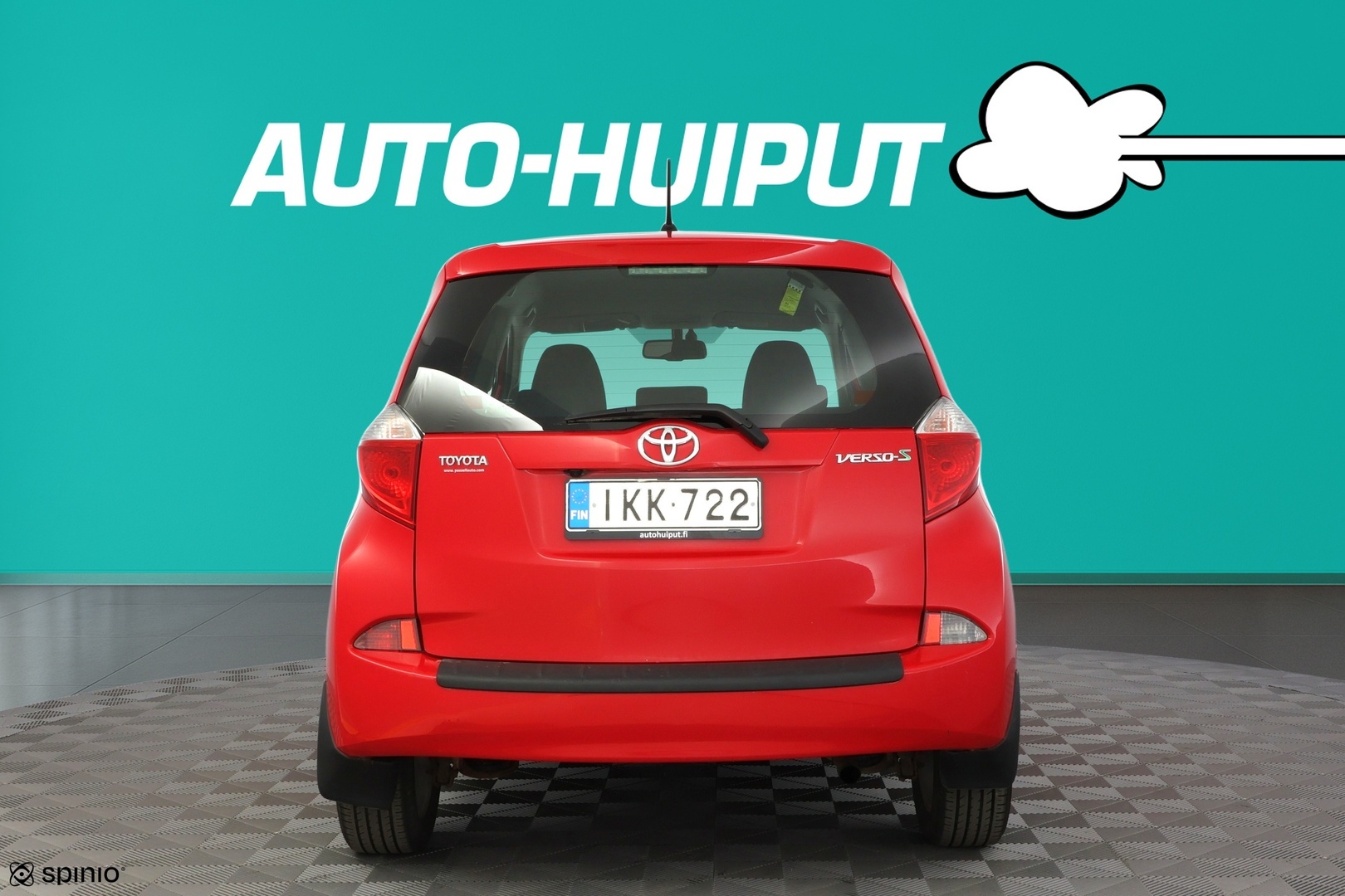 TOYOTA Verso-S 2011