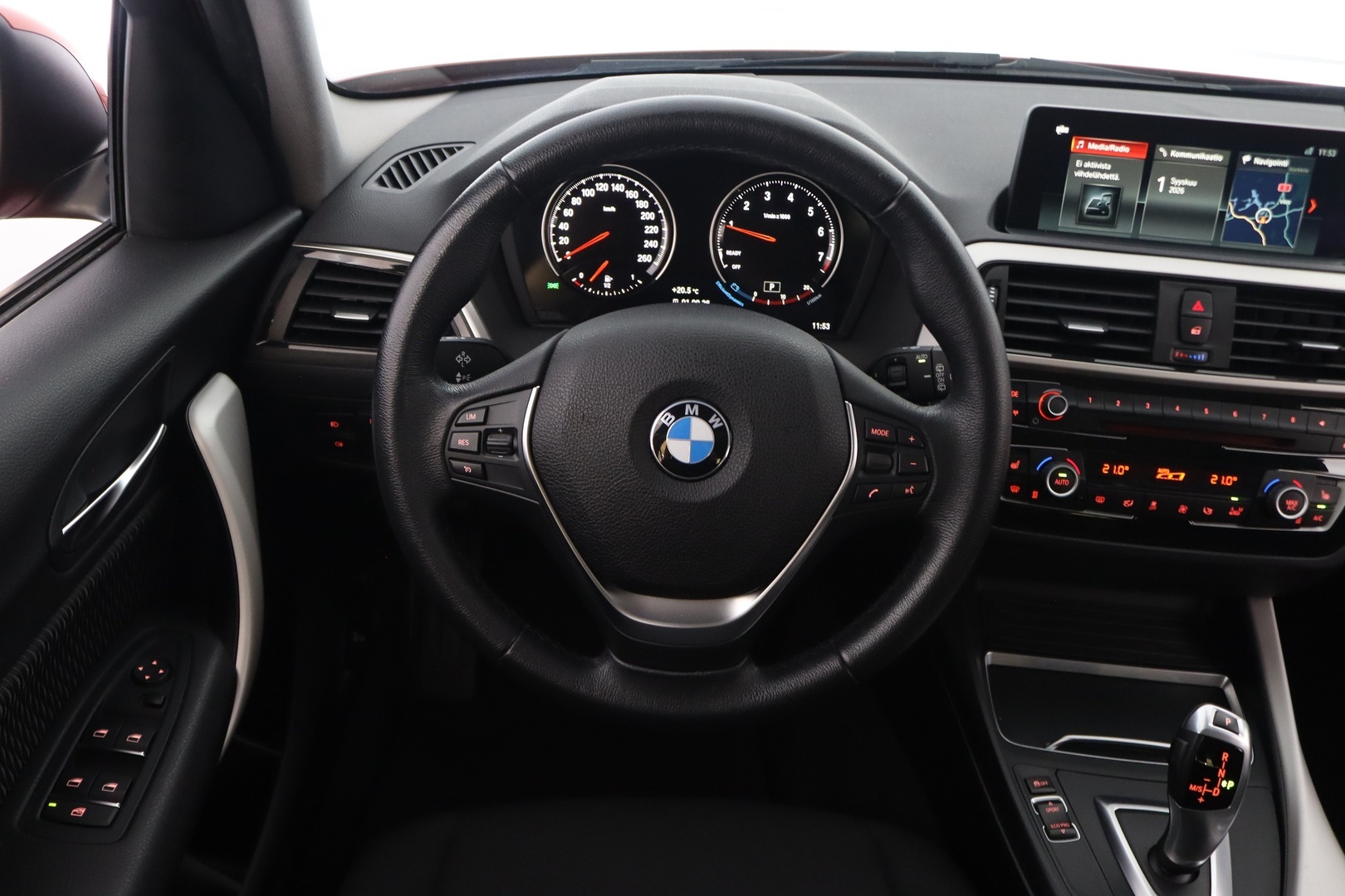 BMW 118 2018