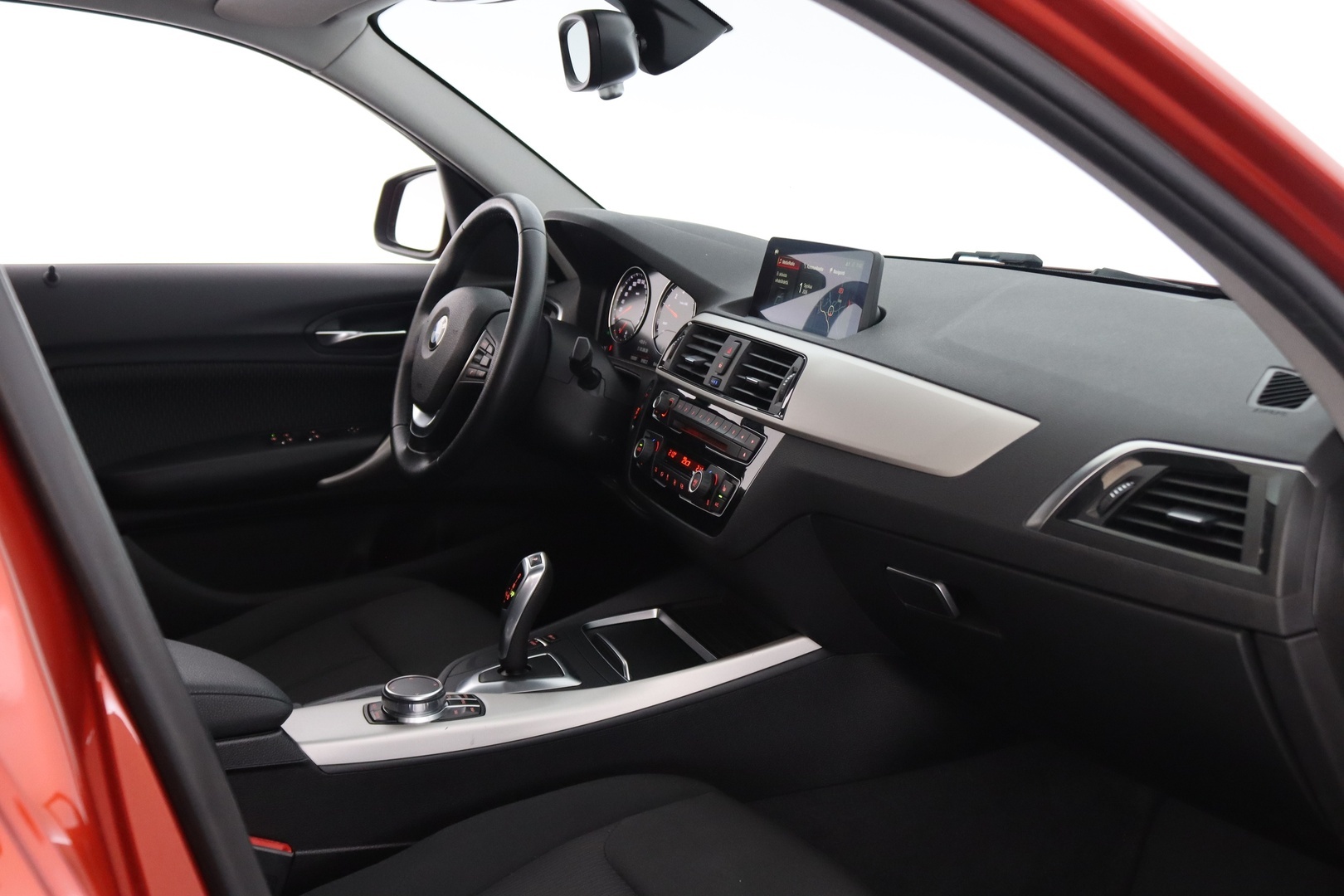 BMW 118 2018