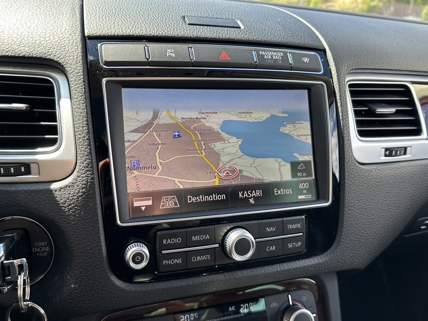 VOLKSWAGEN Touareg 2016