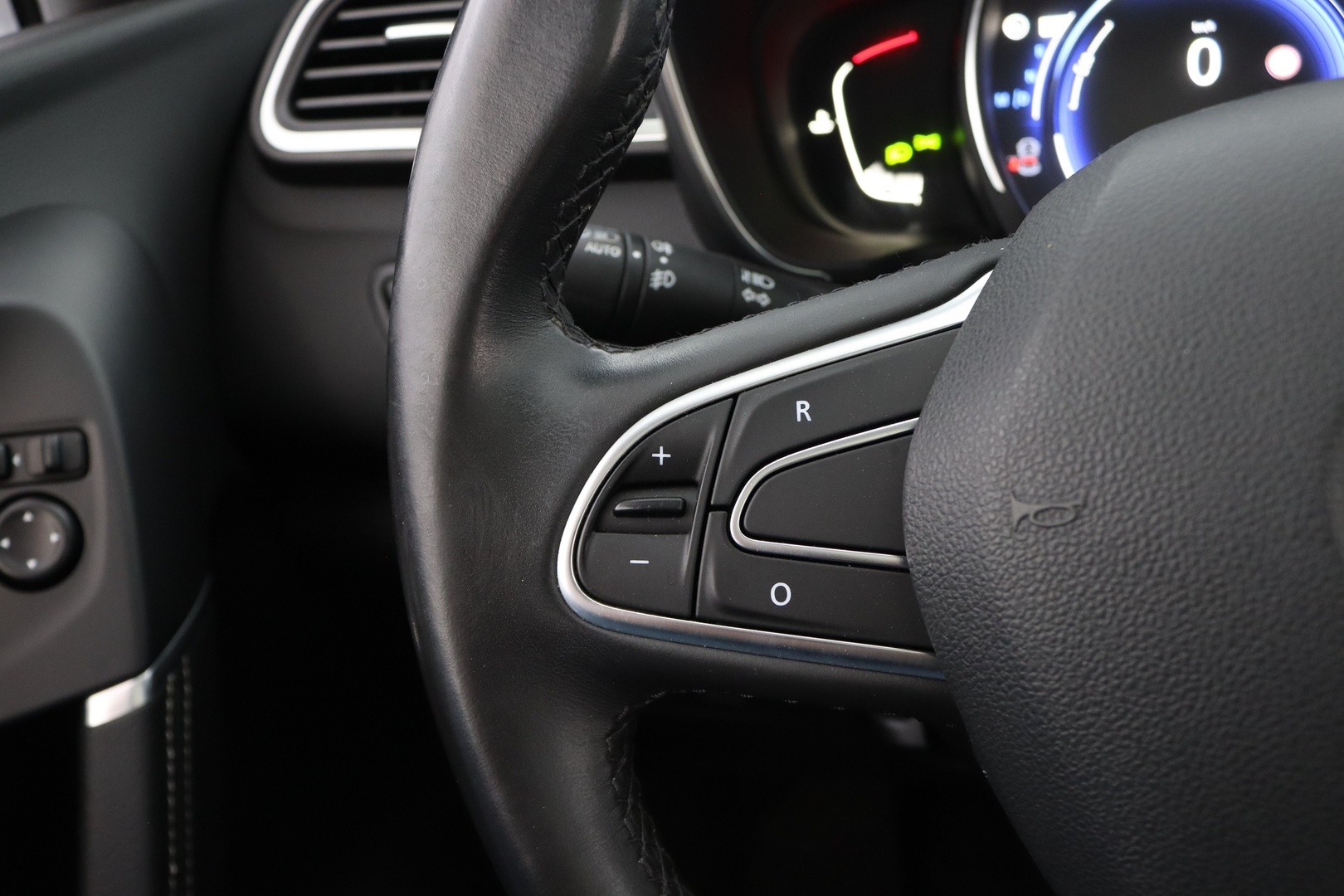RENAULT Kadjar 2016