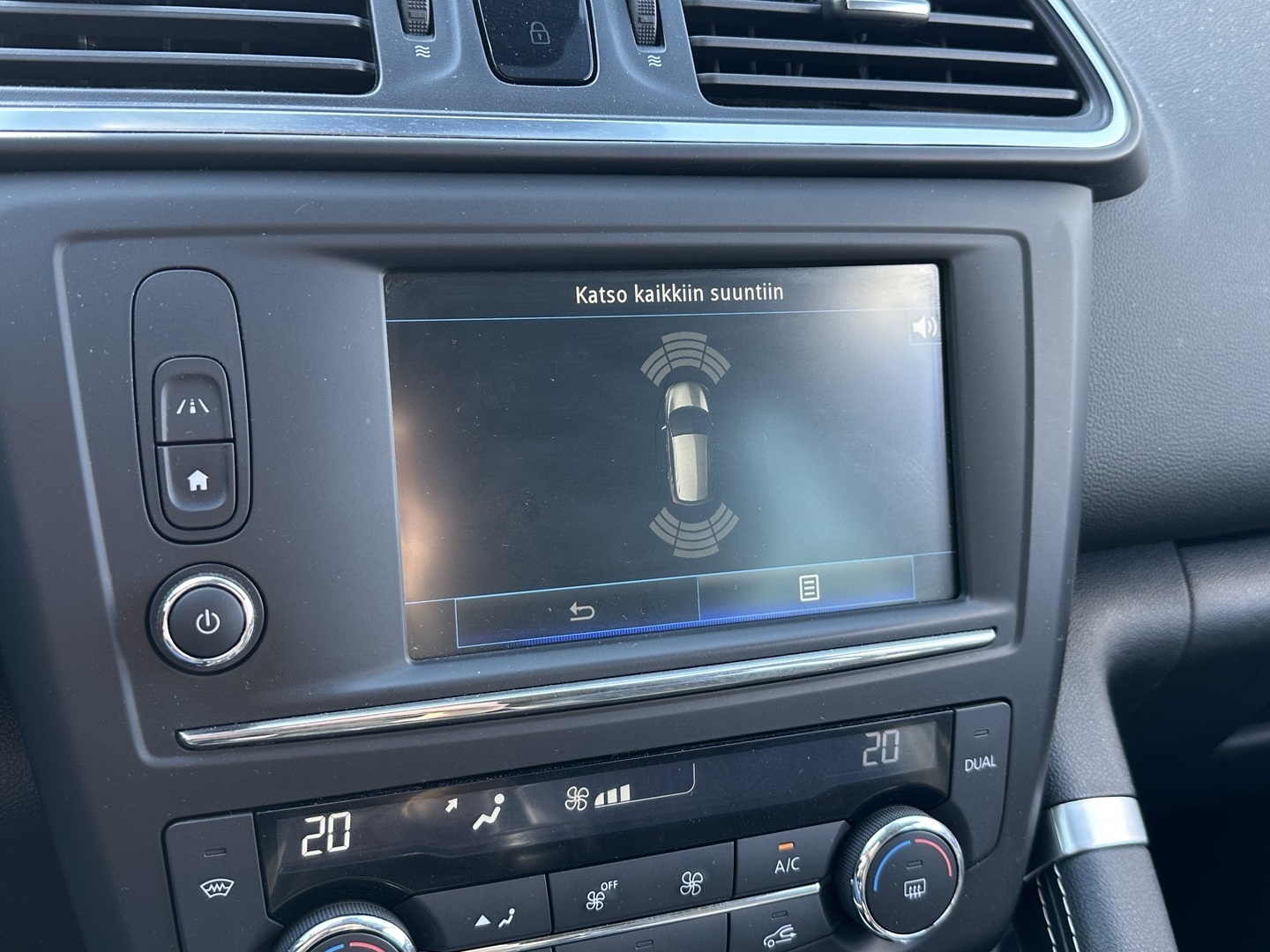 RENAULT Kadjar 2016