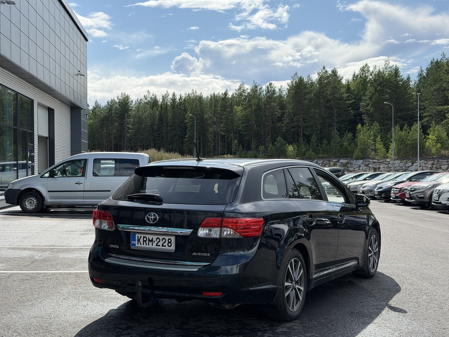 TOYOTA Avensis 2012