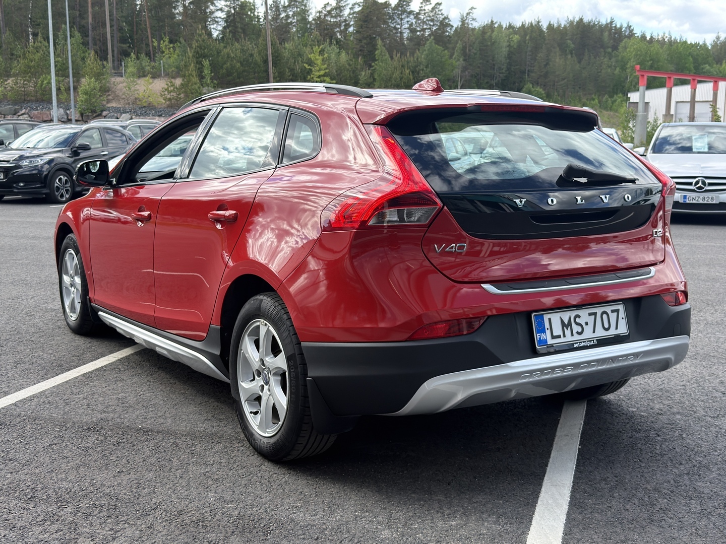 VOLVO V40 Cross Country 2016