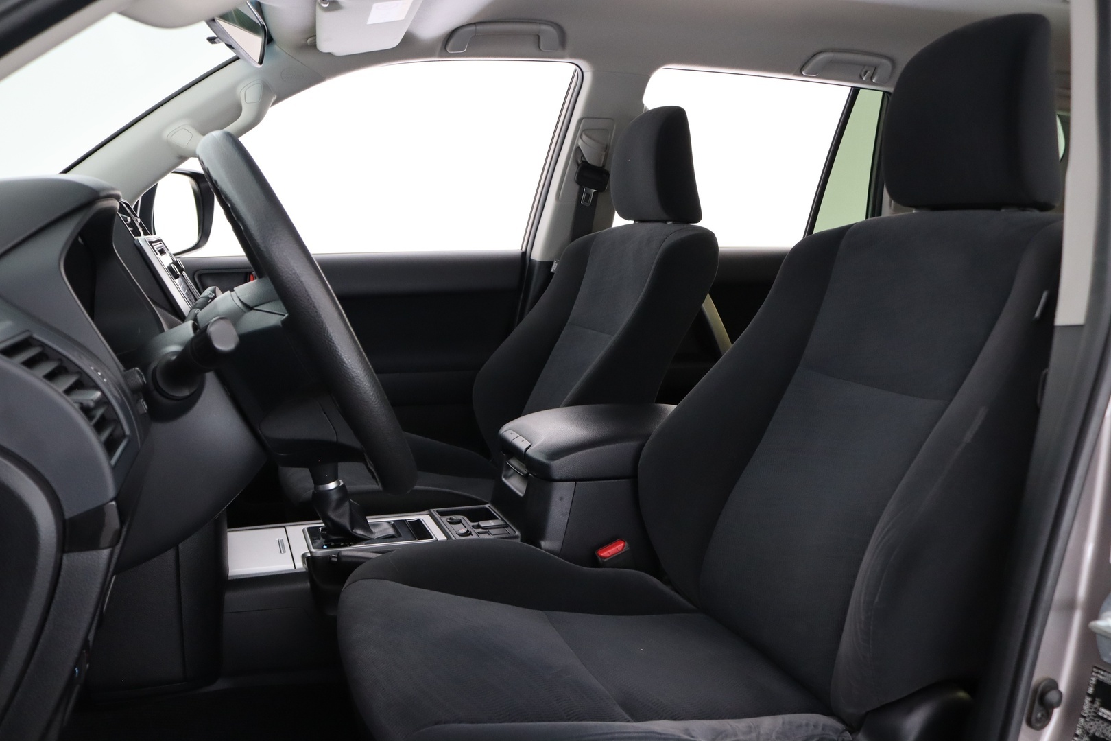 TOYOTA Land Cruiser 2019