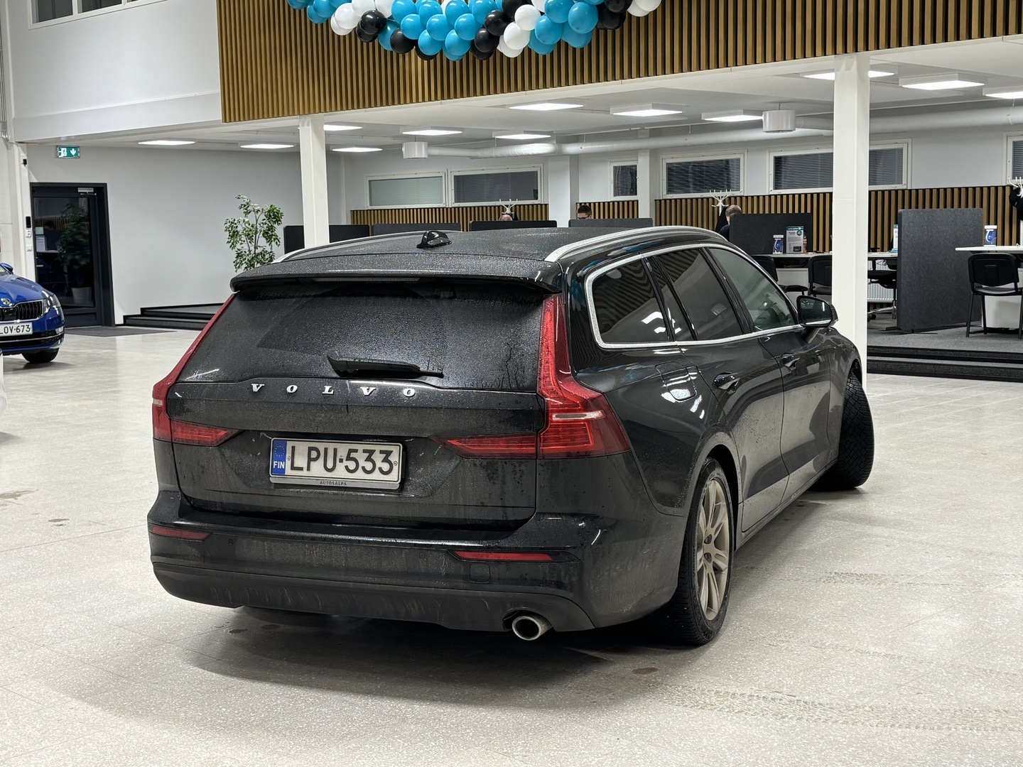 VOLVO V60 2019