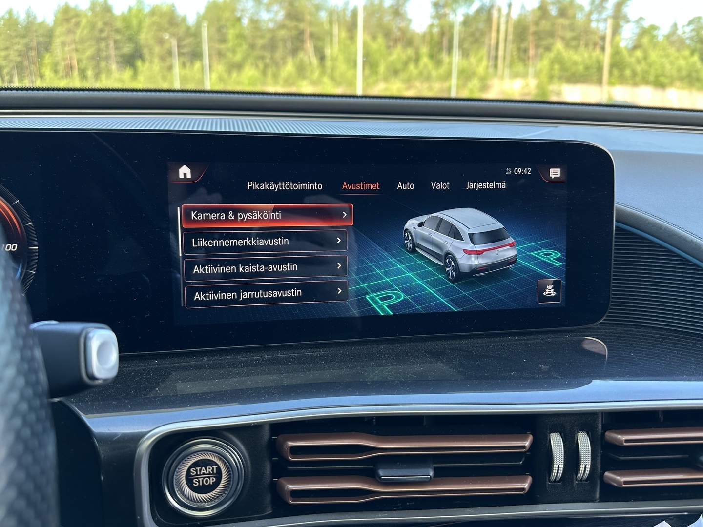 MERCEDES-BENZ EQC 2021