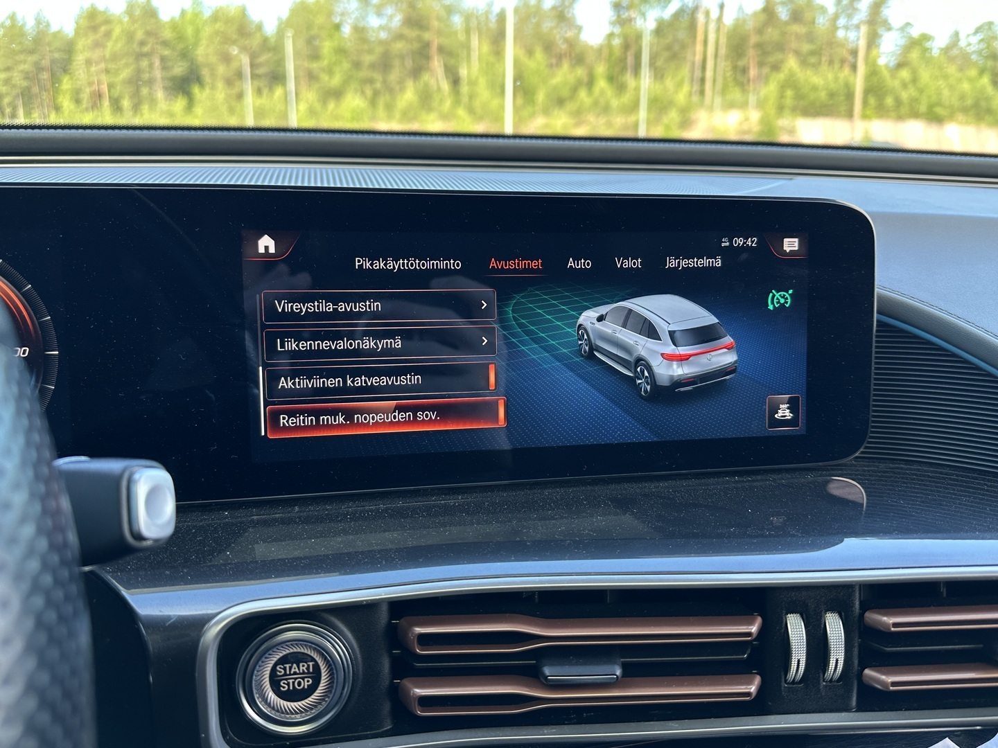 MERCEDES-BENZ EQC 2021