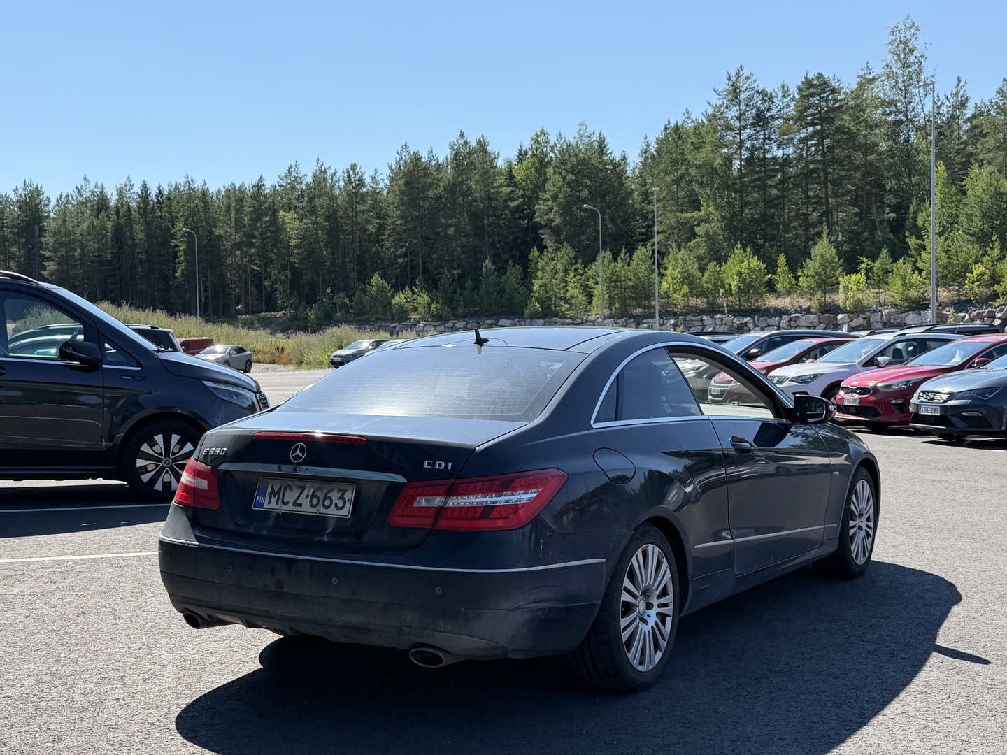 MERCEDES-BENZ E 2009