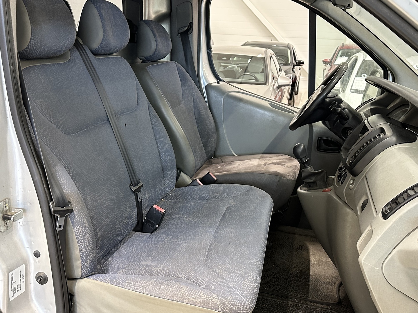 NISSAN Primastar 2005