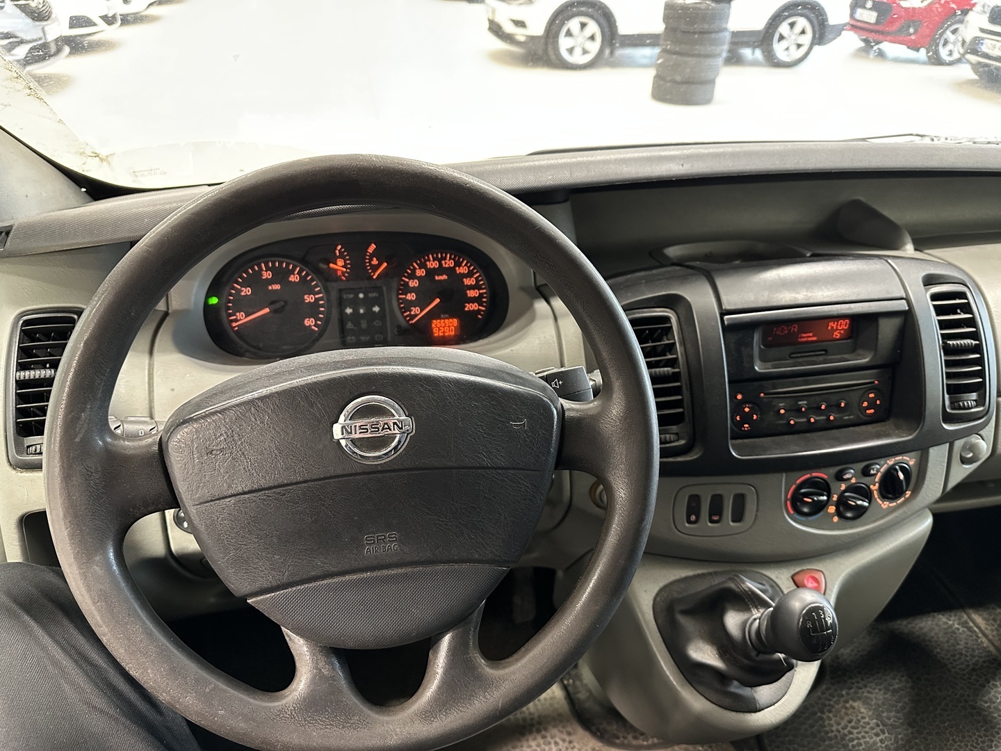 NISSAN Primastar 2005