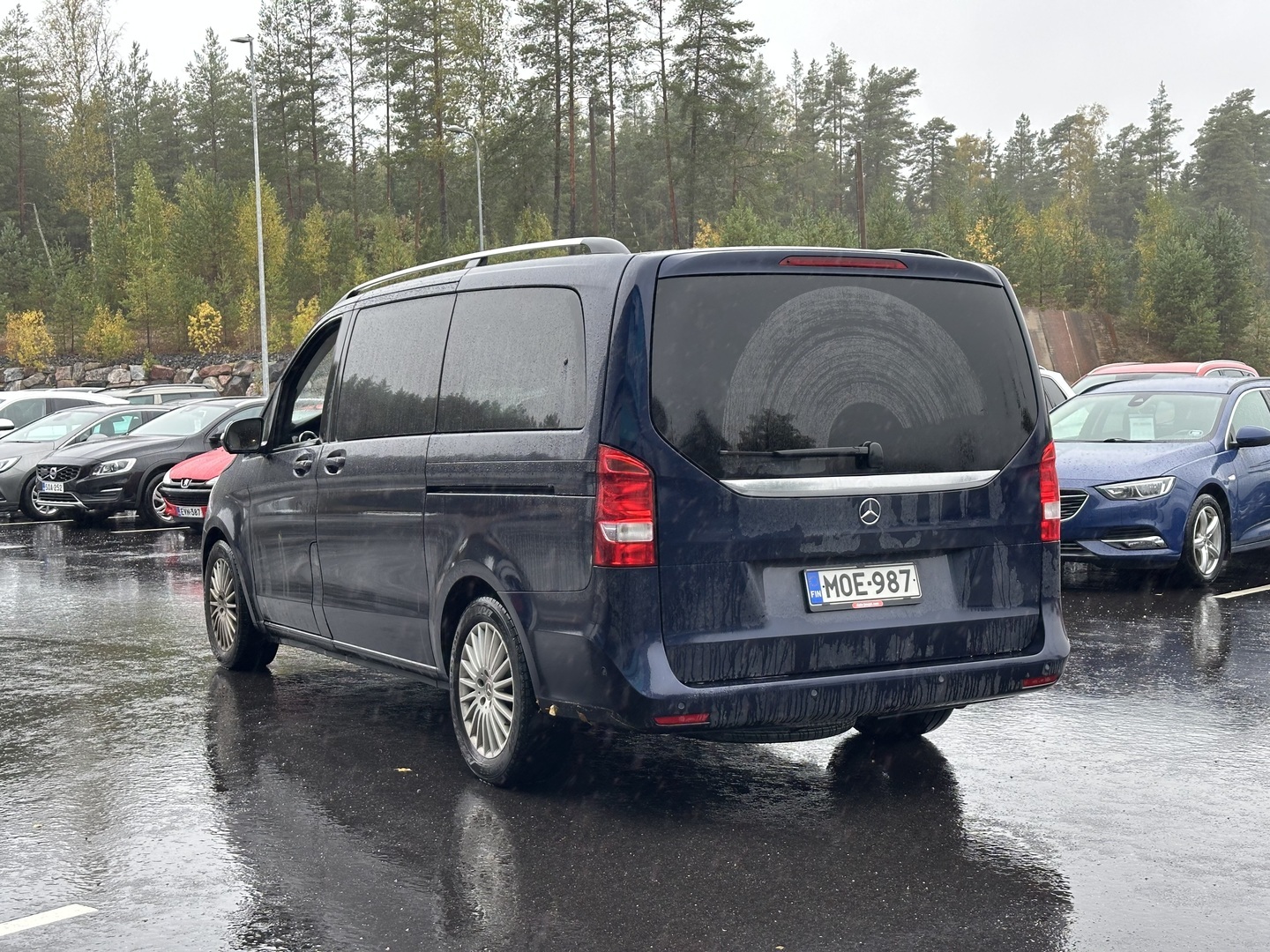 MERCEDES-BENZ V 2015