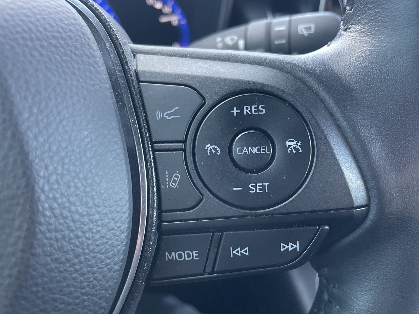 SUZUKI Swace 2022