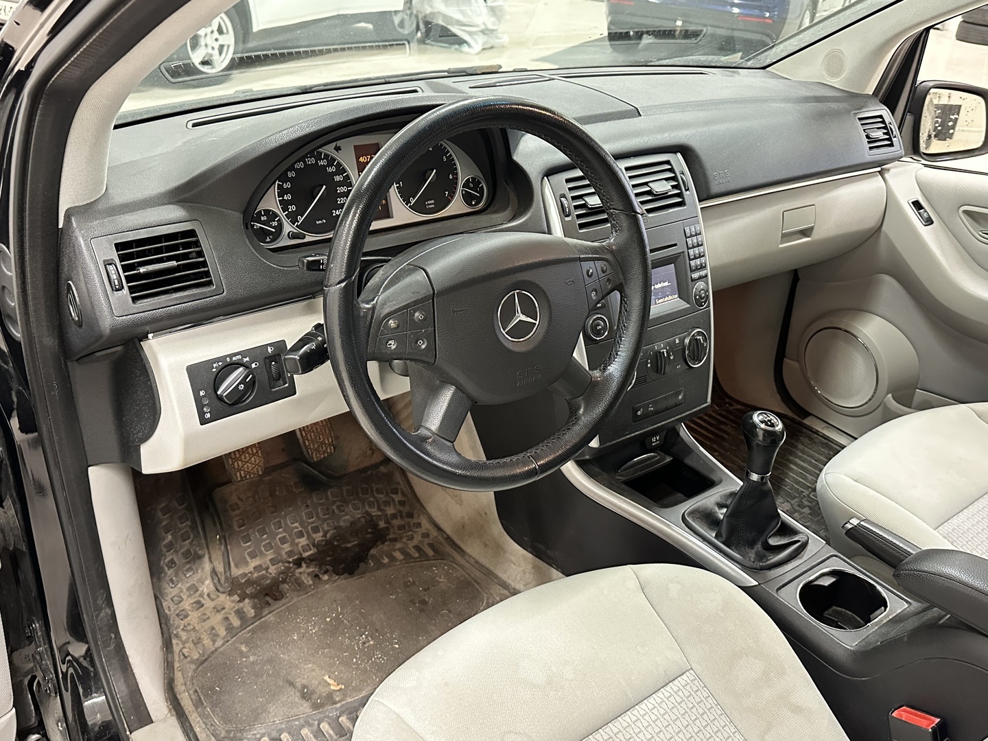 MERCEDES-BENZ B 2009