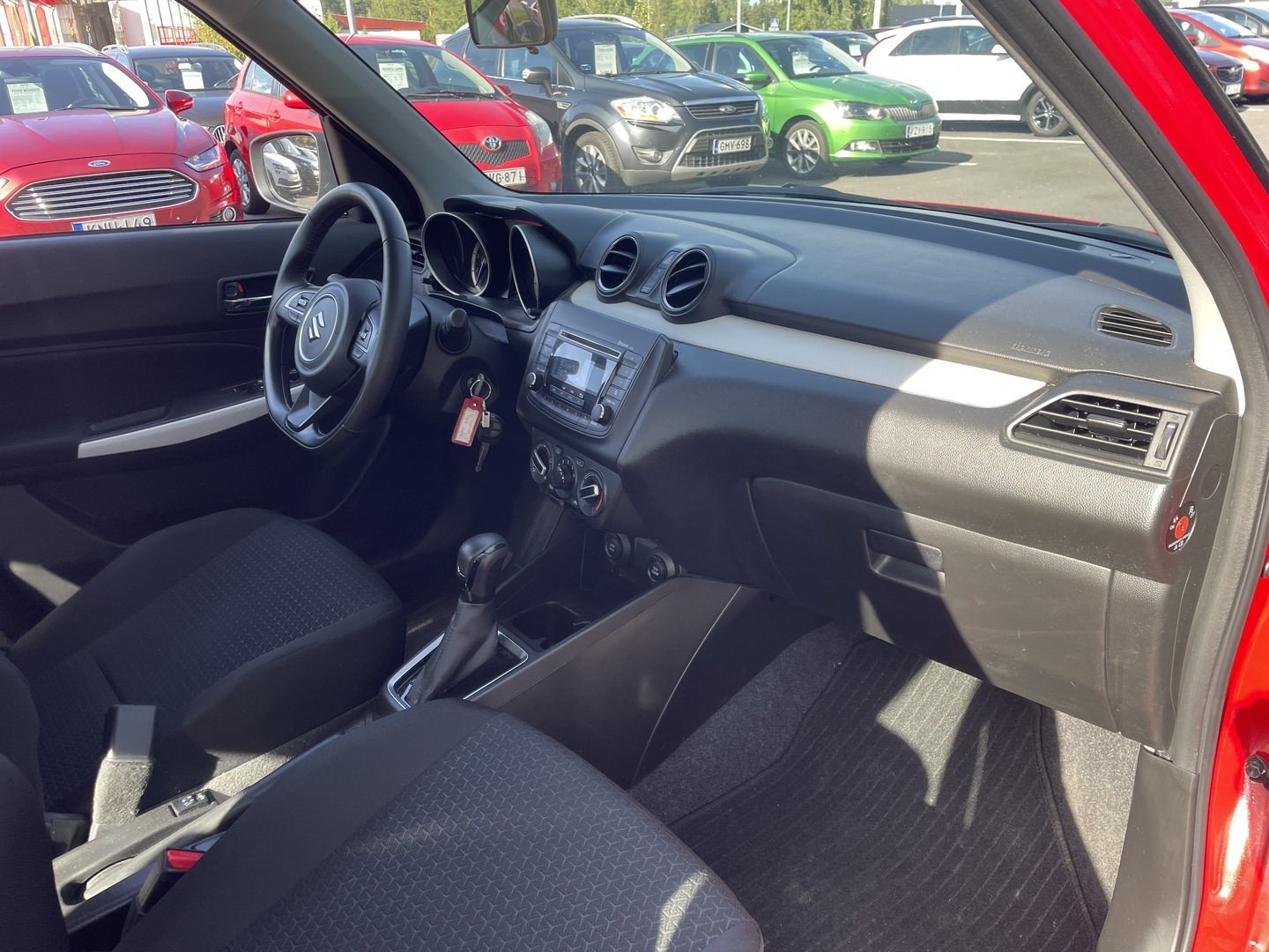 SUZUKI Swift 2023
