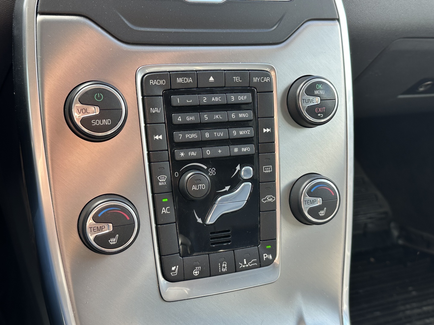 VOLVO S80 2014