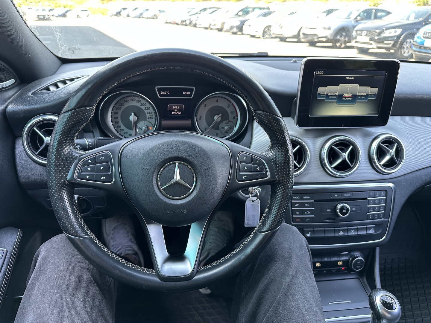 MERCEDES-BENZ CLA 2015