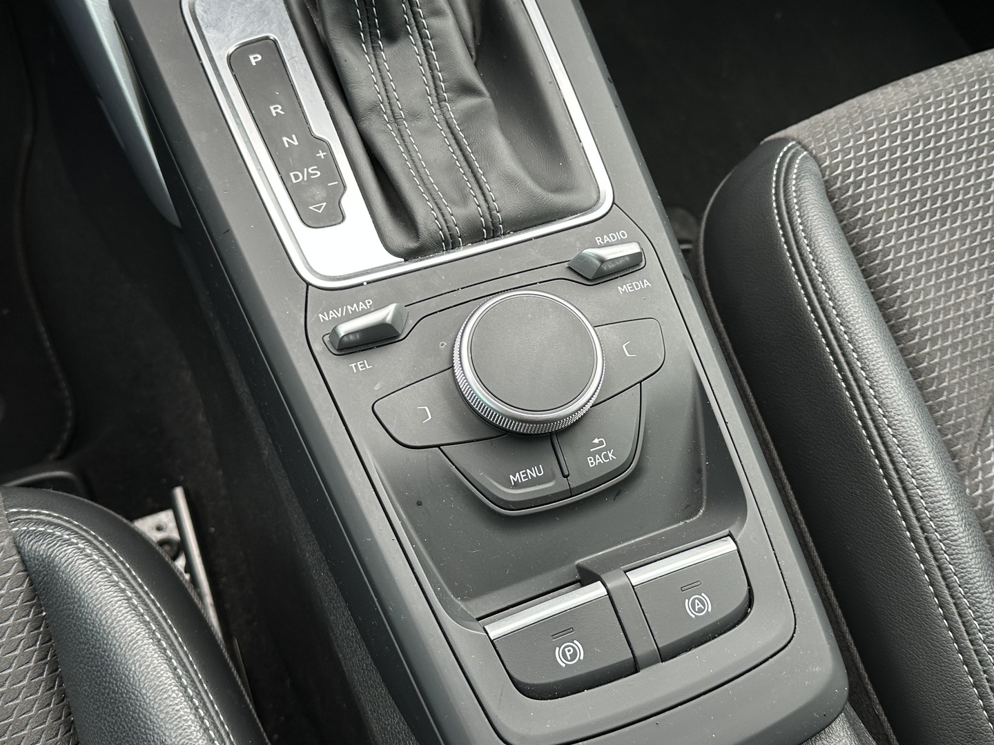 AUDI Q2 2018
