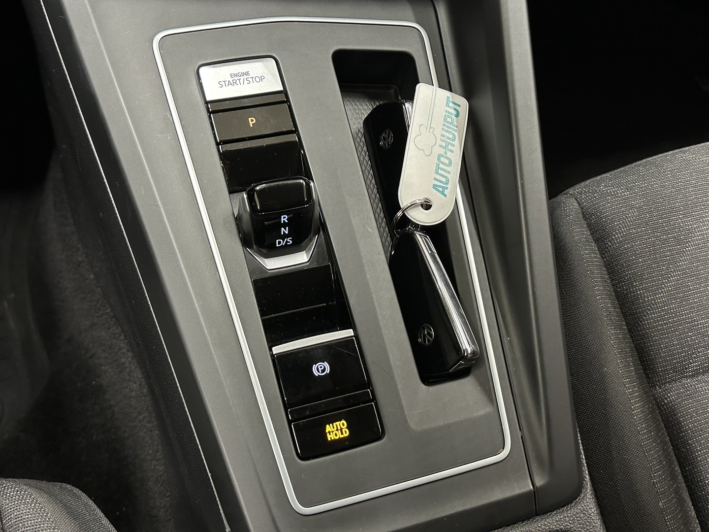 VOLKSWAGEN Golf 2020