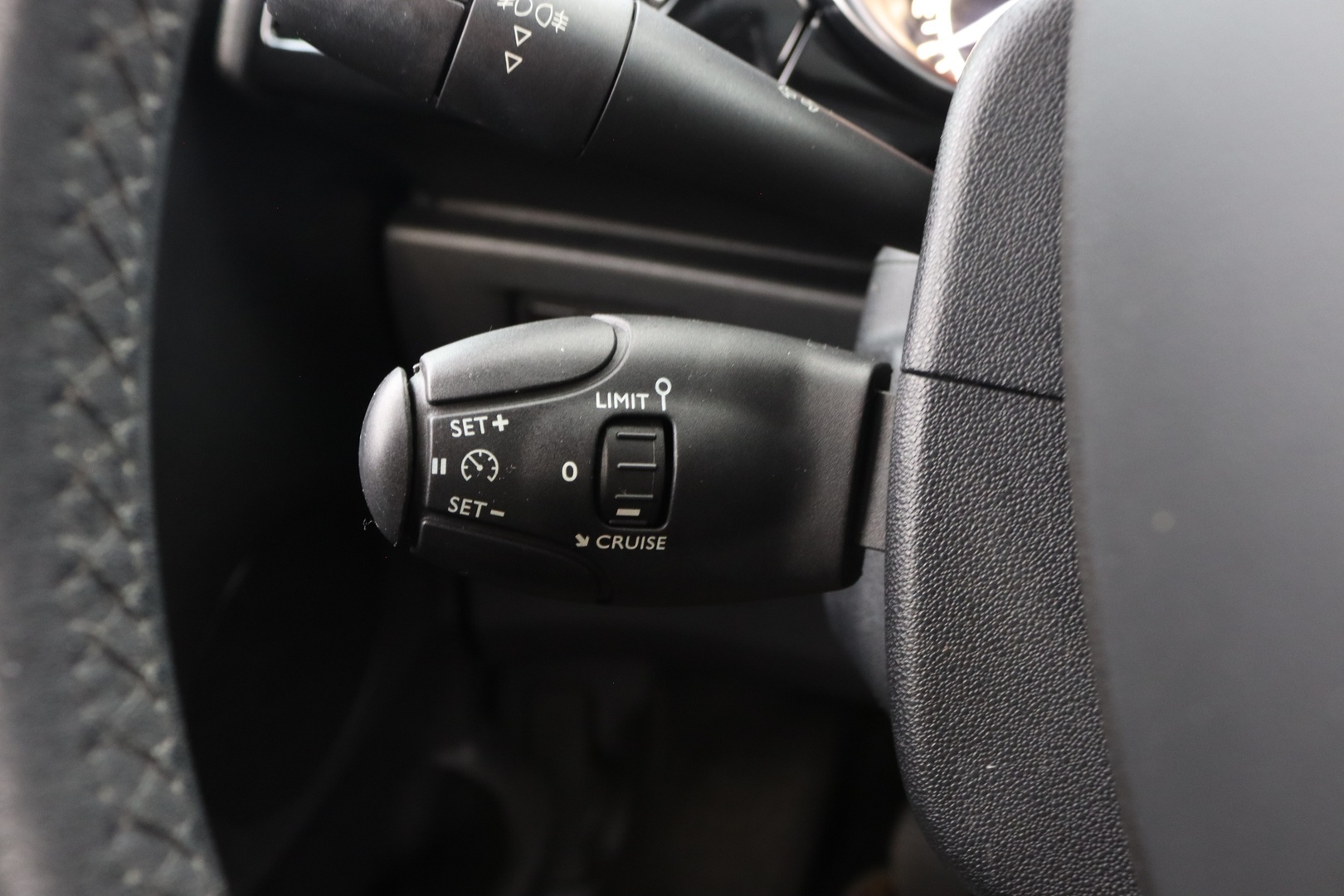 CITROEN DS3 2012