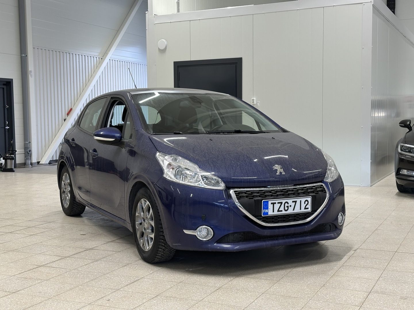 PEUGEOT 208 2014