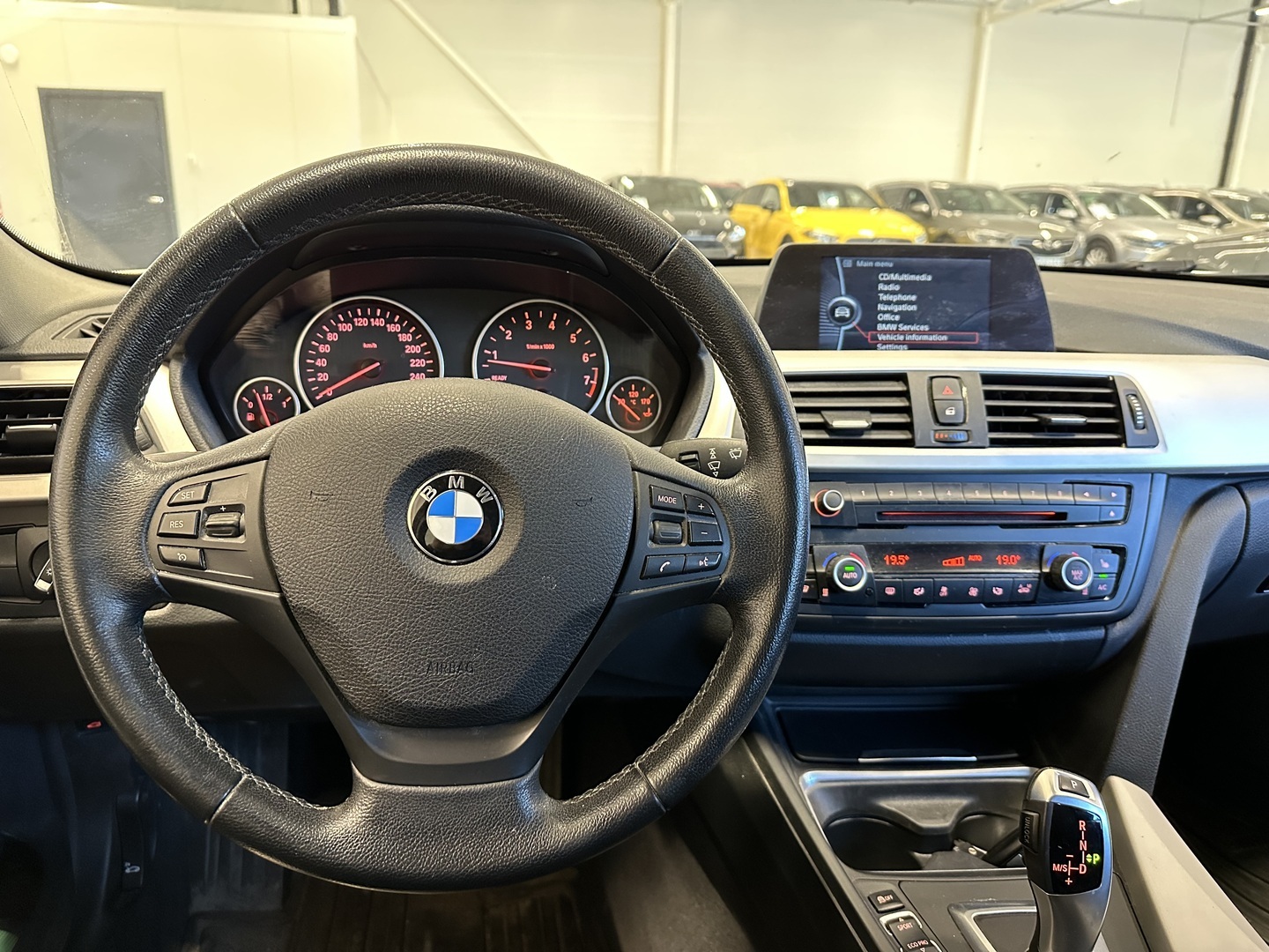 BMW 320 2014