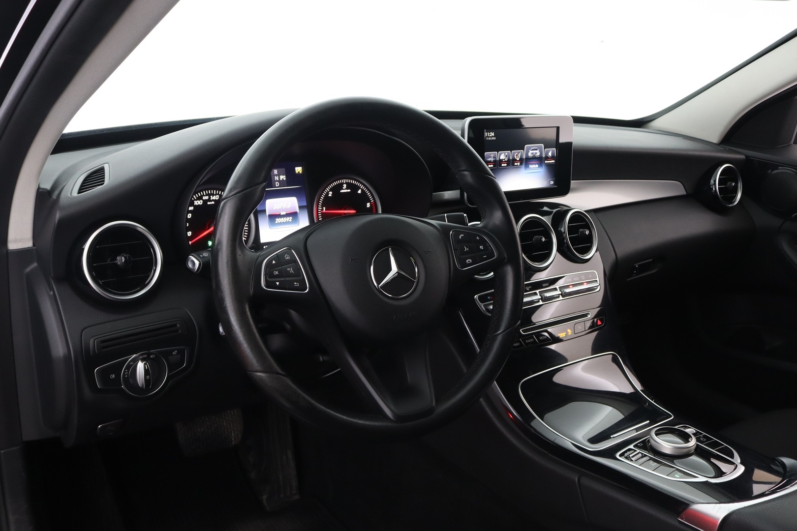 MERCEDES-BENZ C 2017