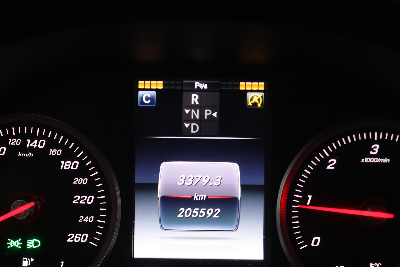 MERCEDES-BENZ C 2017