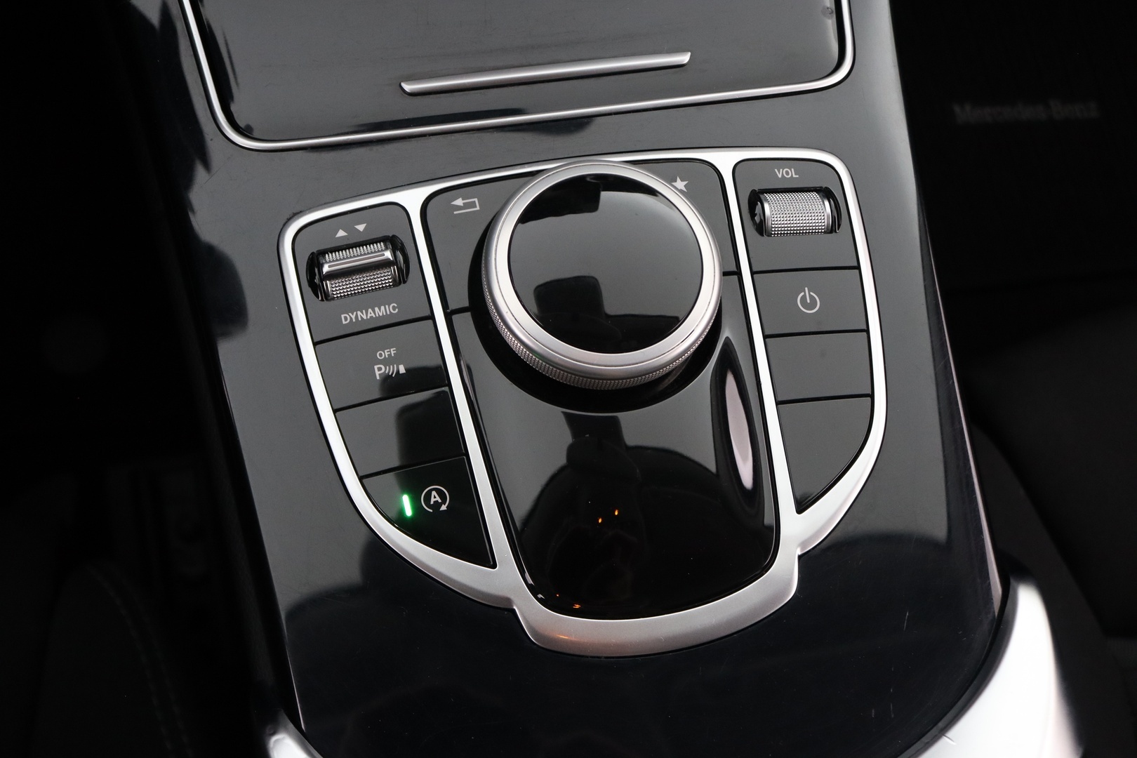 MERCEDES-BENZ C 2017