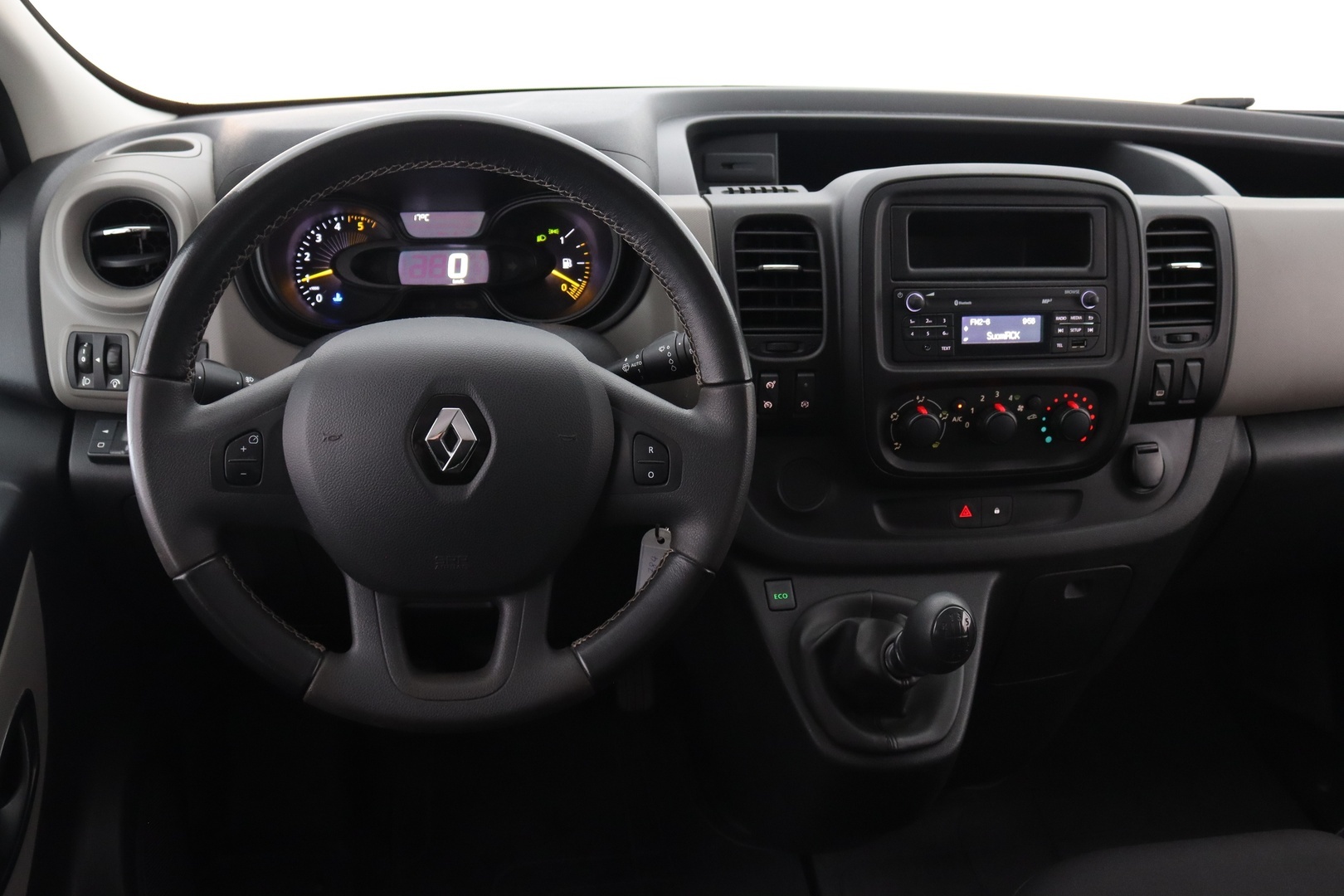 RENAULT Trafic Passenger 2017