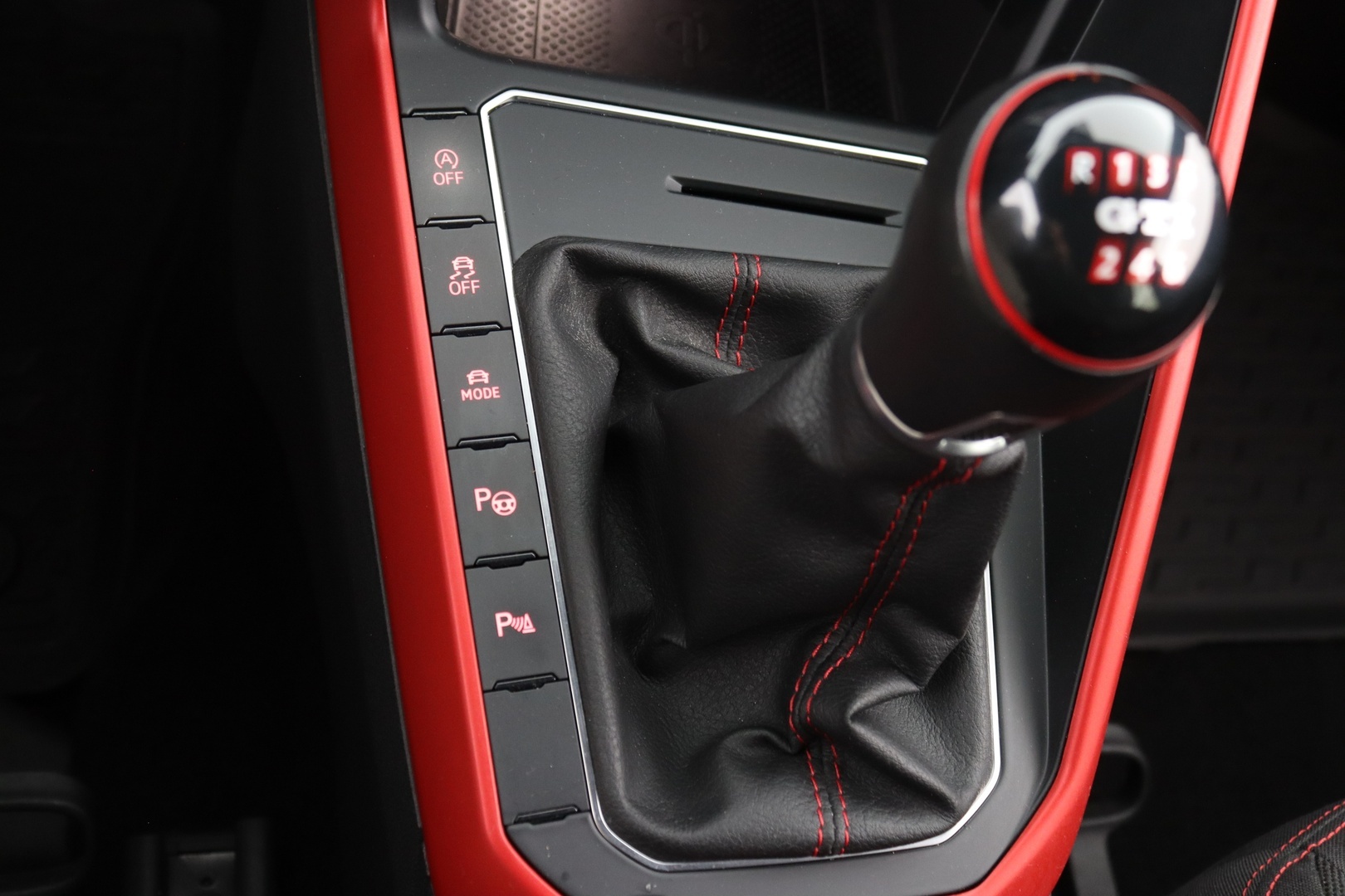 VOLKSWAGEN Polo 2019